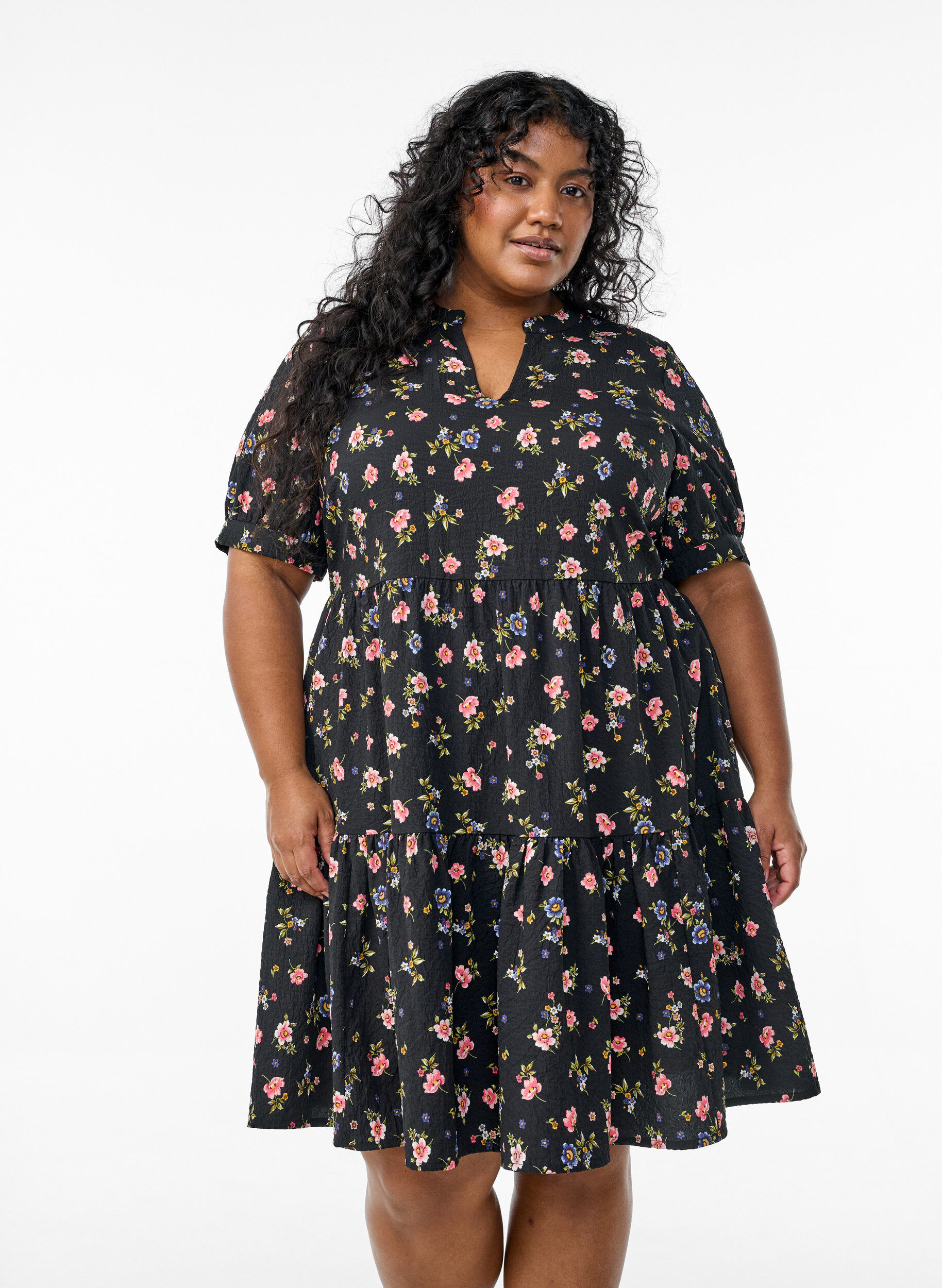 Short A-line dress, Black, Model