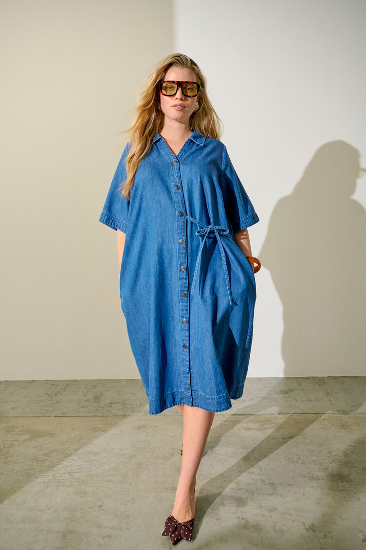 Denim dress, , Model
