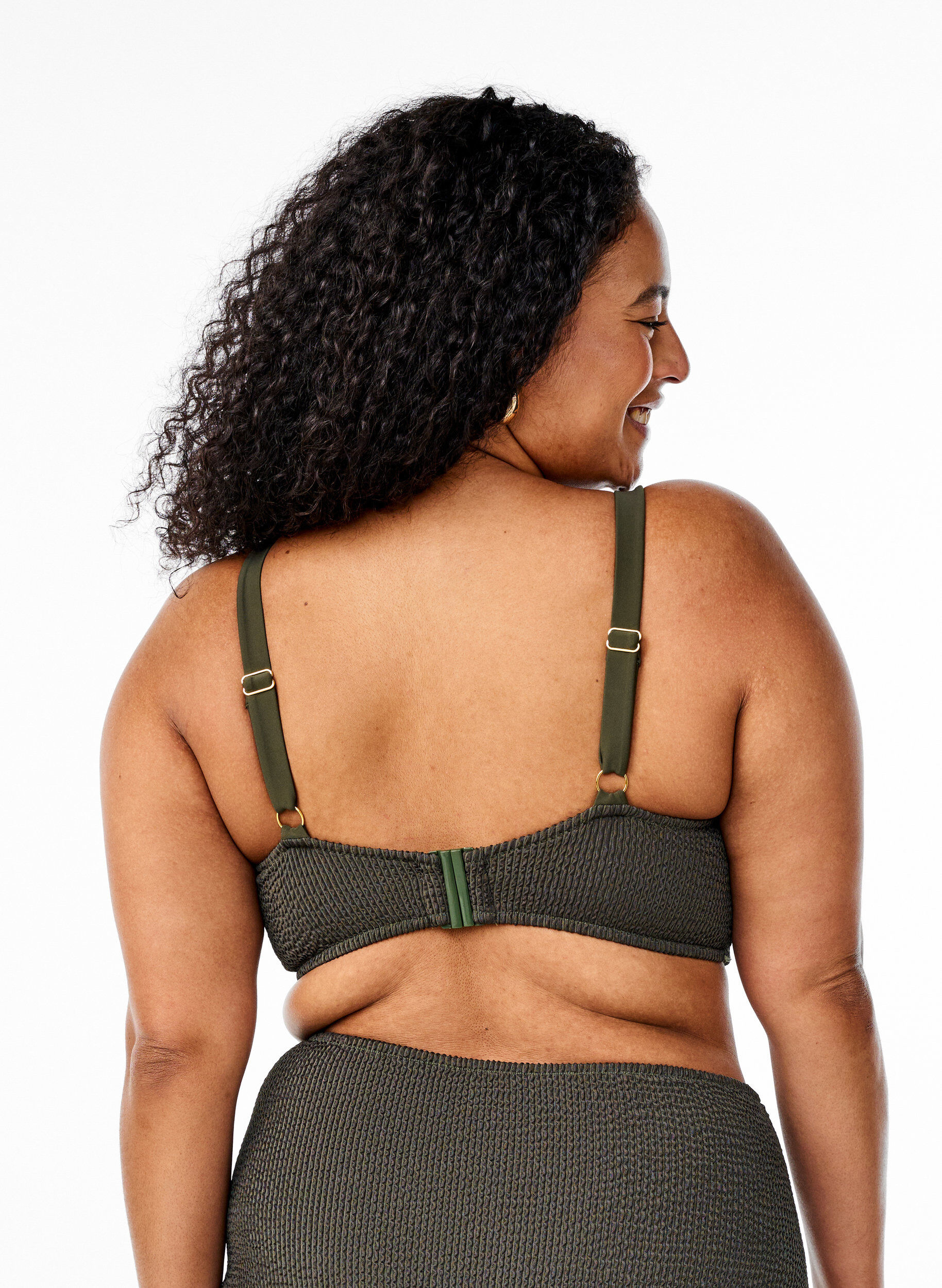 Zizzifashion Bikini top with texture and an elegant detail, Green, Model image number 1