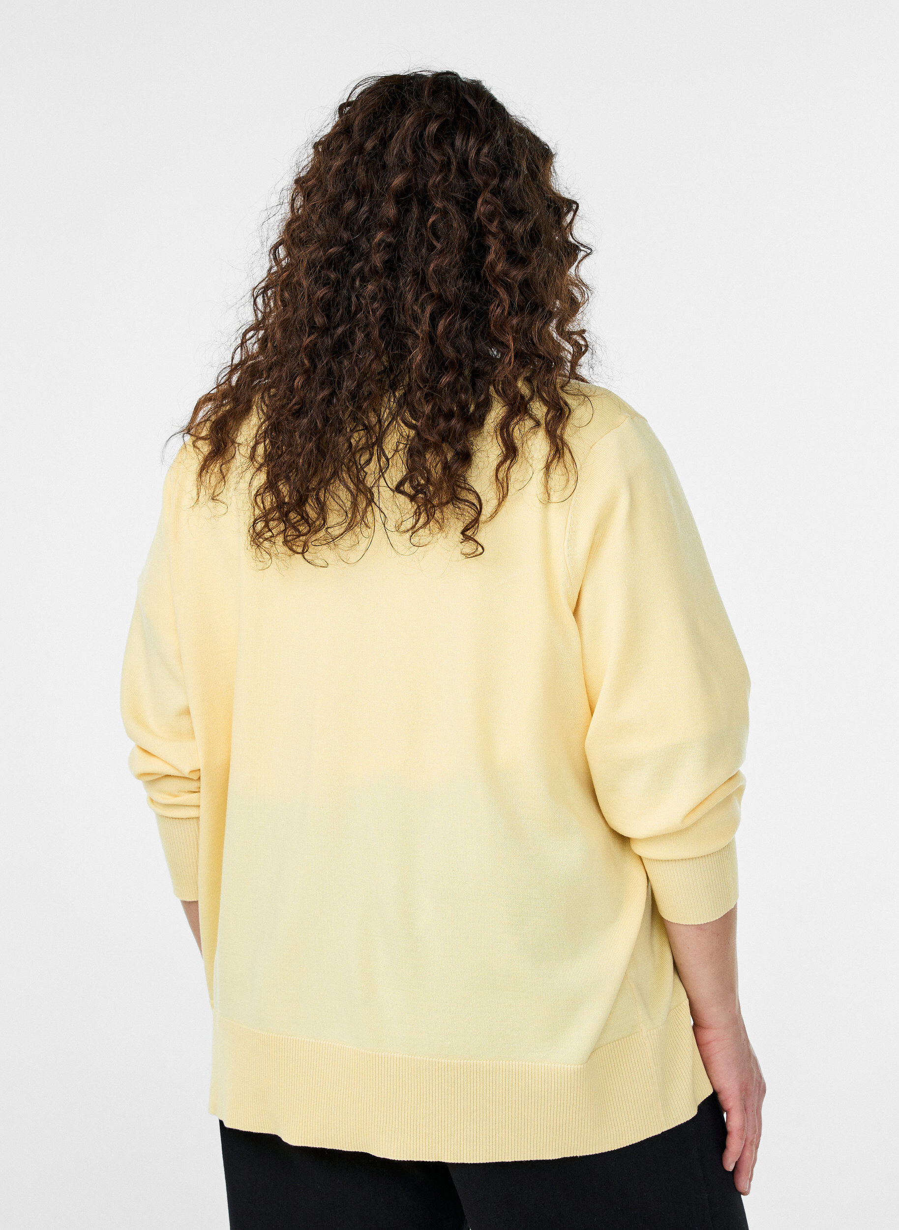 Zizzifashion Fine-knit cardigan with round neck, Yellow, Model image number 2