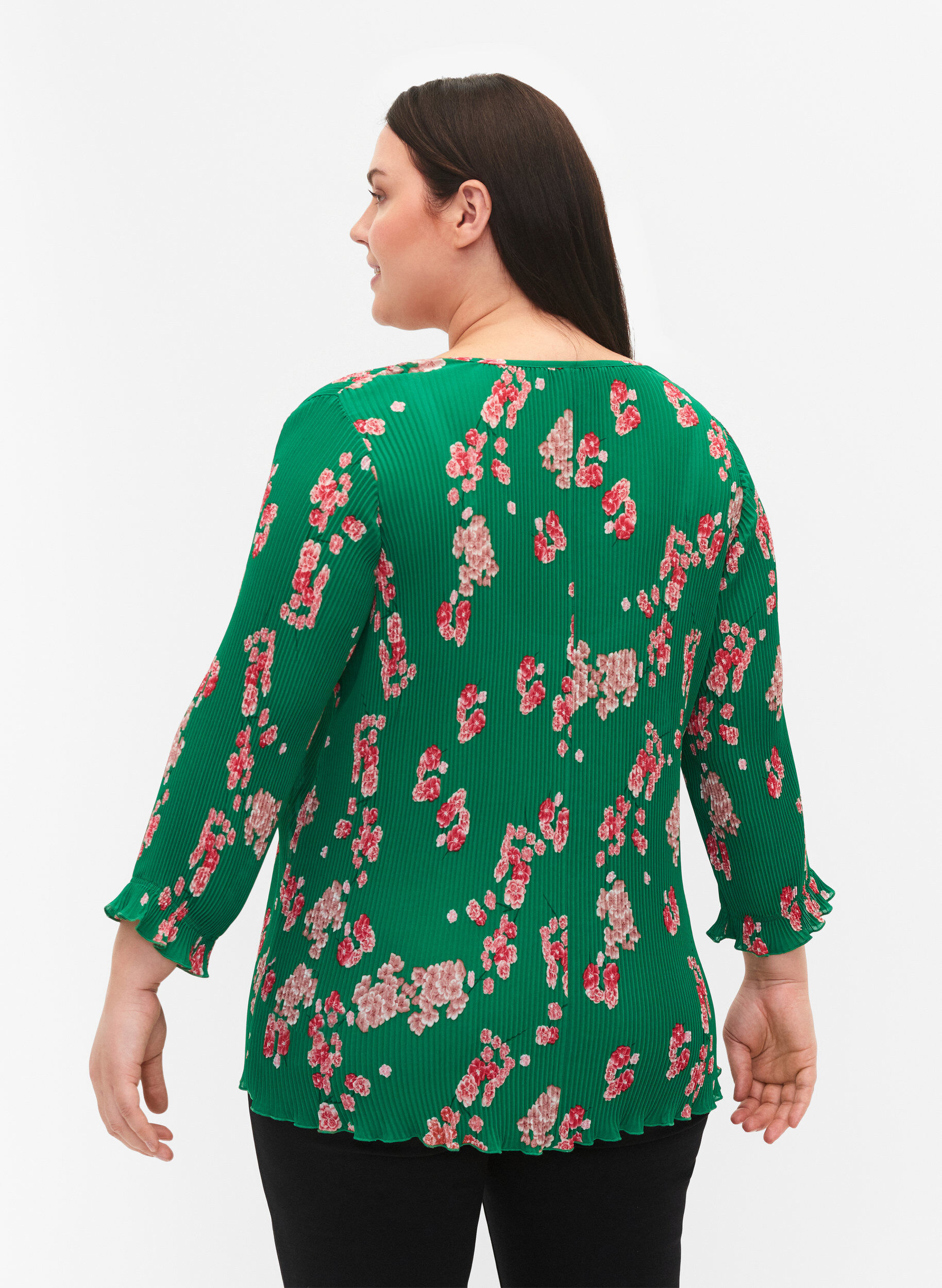 Zizzifashion Pleated top with 3/4 sleeves, Jolly Green Flower, Model image number 1