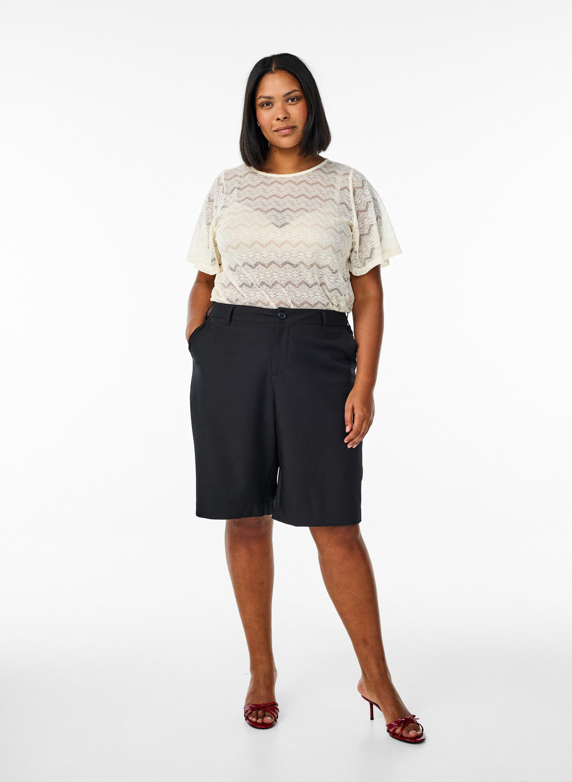 Zizzifashion Lace blouse with short sleeves and scalloped hem, Vanilla, Model image number 1