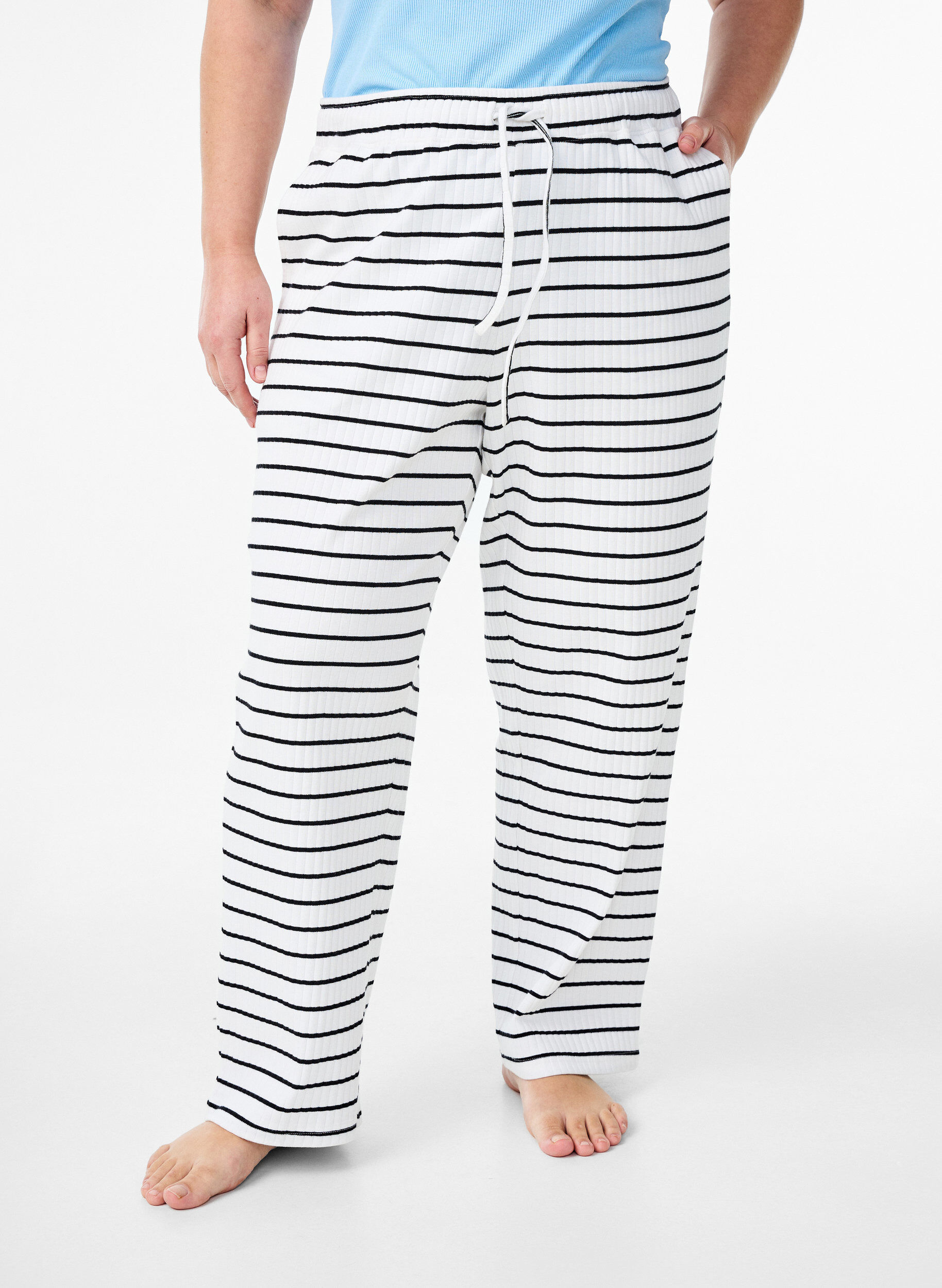 Zizzifashion Loose night trousers with stripes, White, Model image number 2