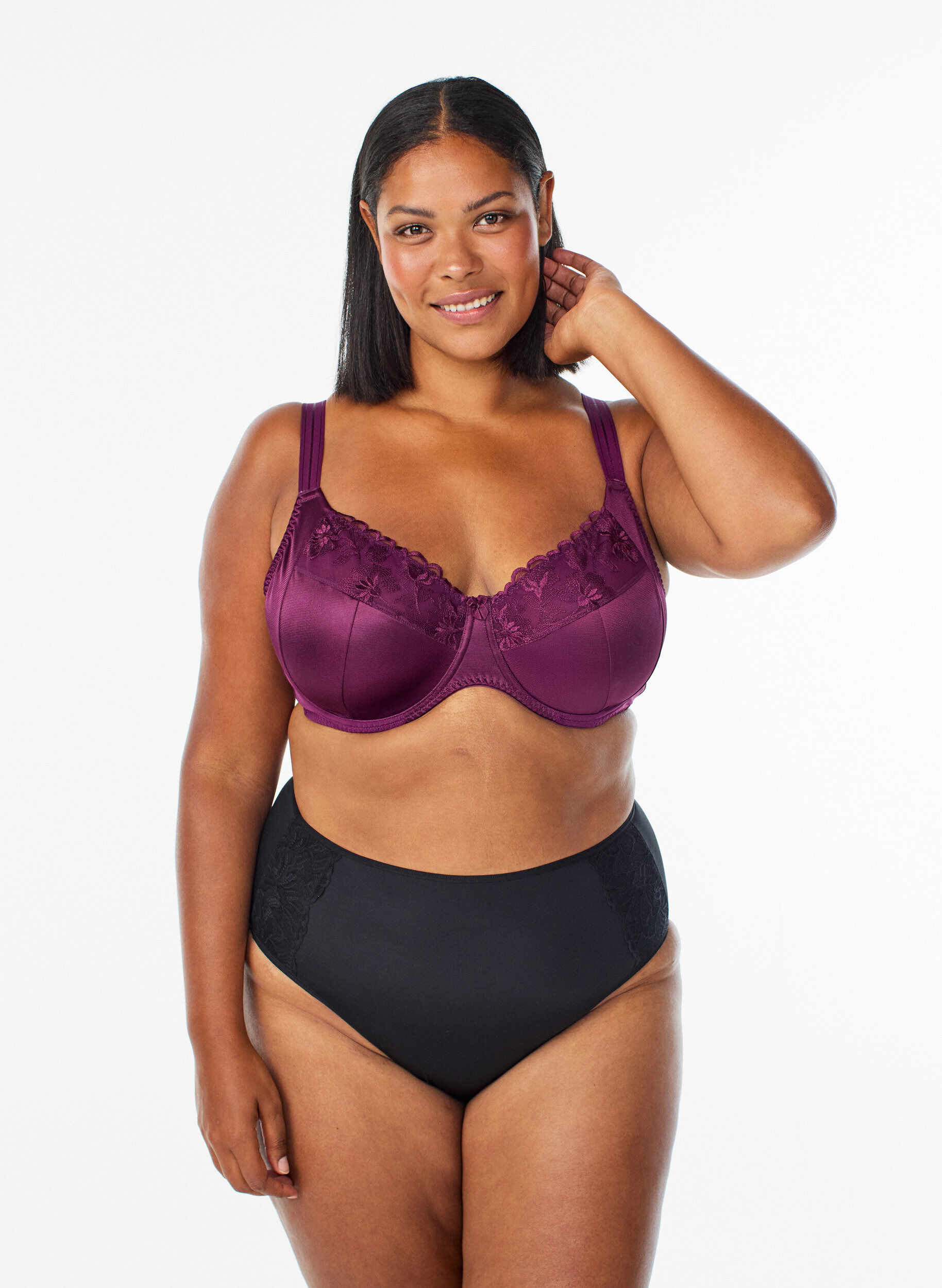 Full cover high support bra with lace detail, Purple, Model