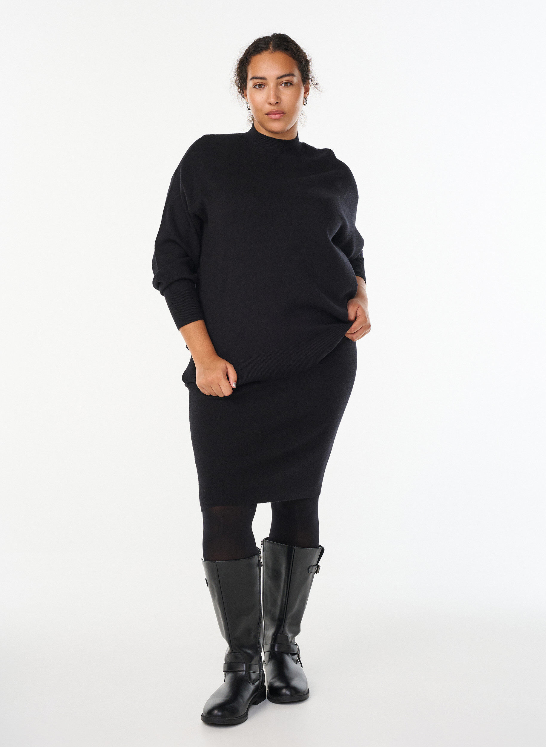 Short knit skirt with a wide waistband, Black, Model