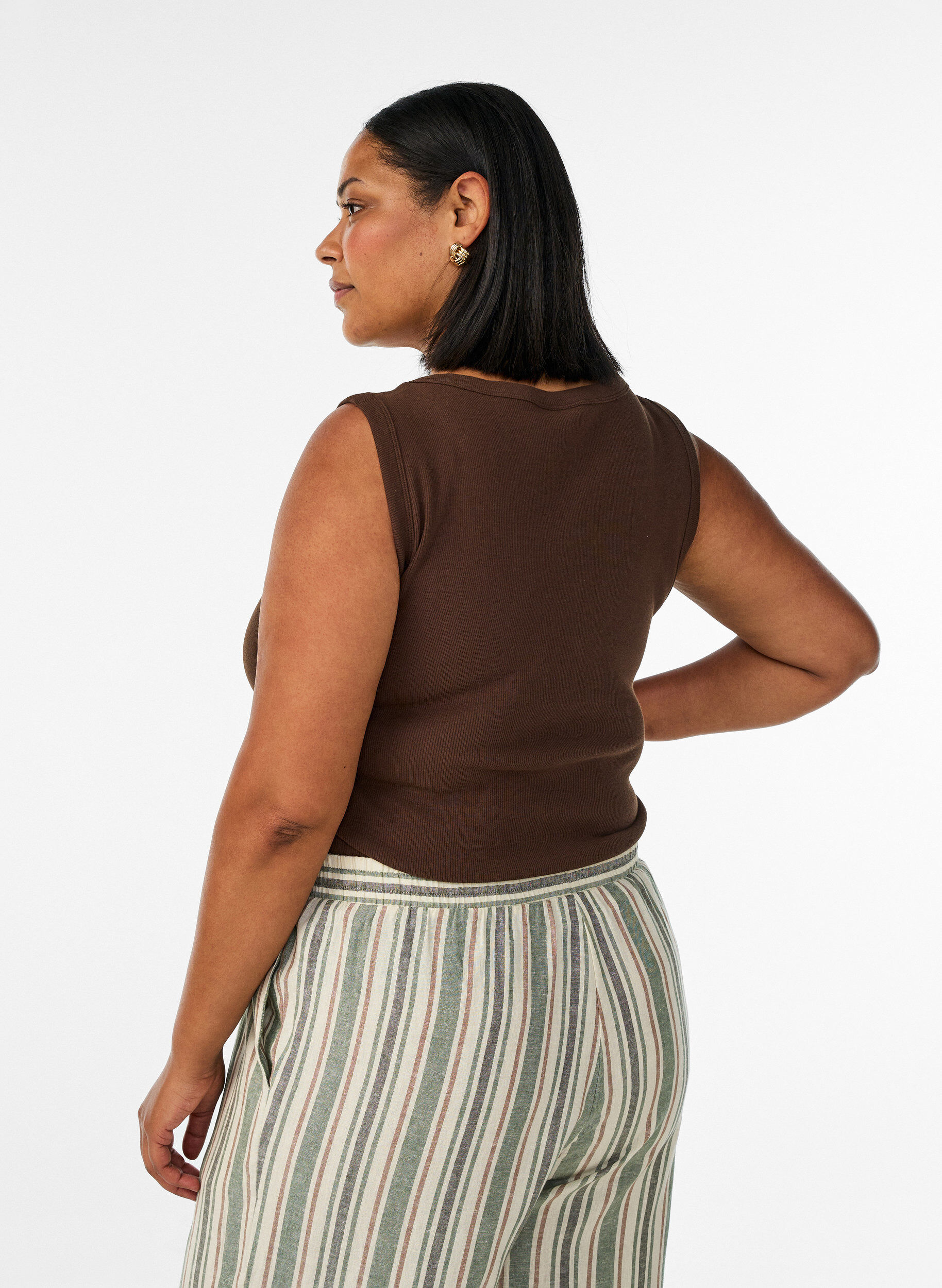 Zizzifashion Rib top with square neckline, Brown, Model image number 2