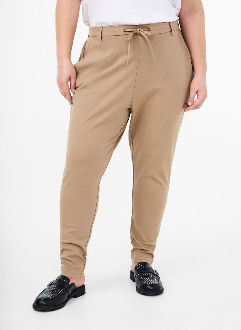 Cropped Maddison trousers, Beige, Model image number 2