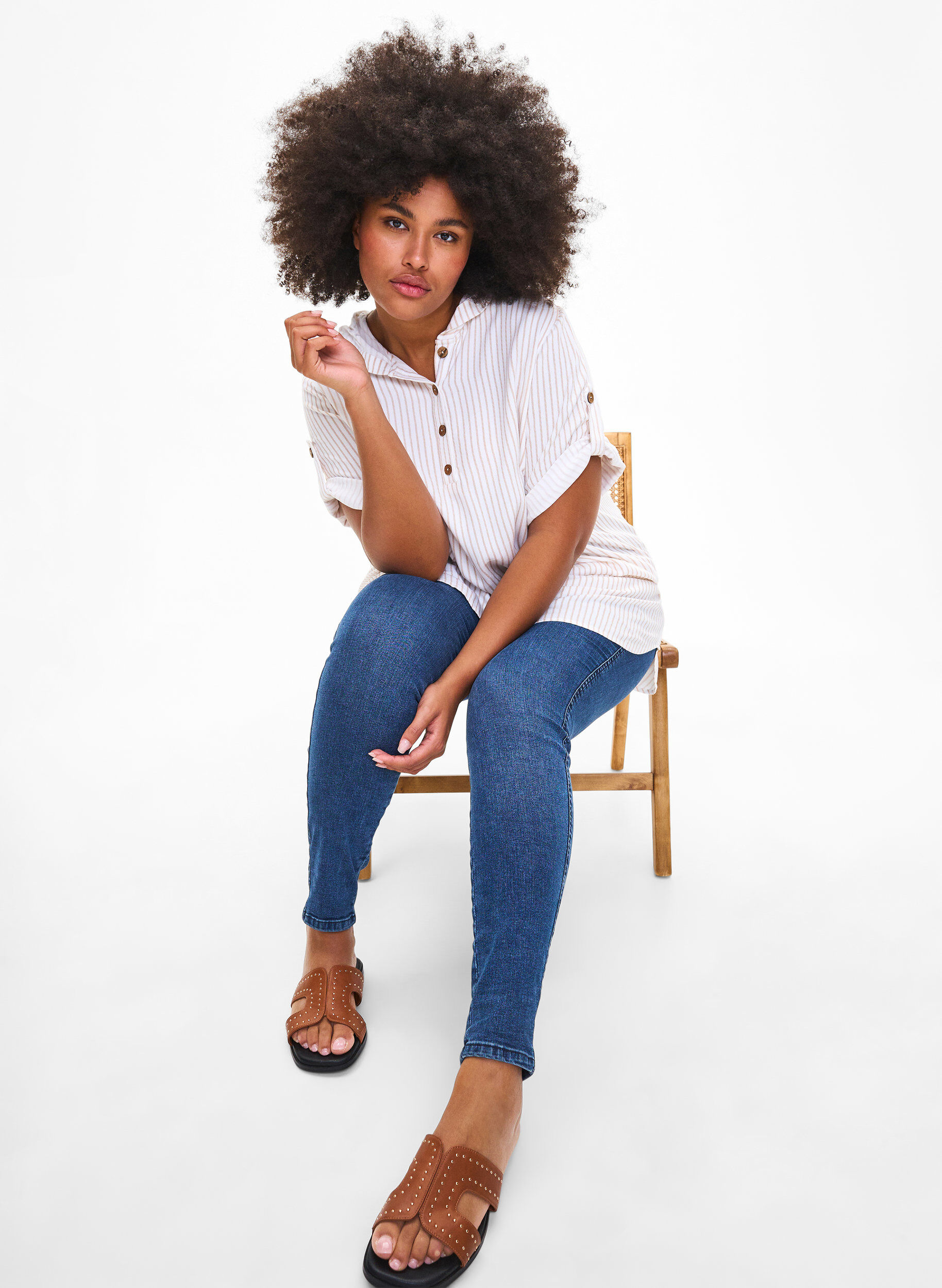 Zizzifashion Short-sleeved viscose tunic with hood, White Natural Stripe, Image image number 0