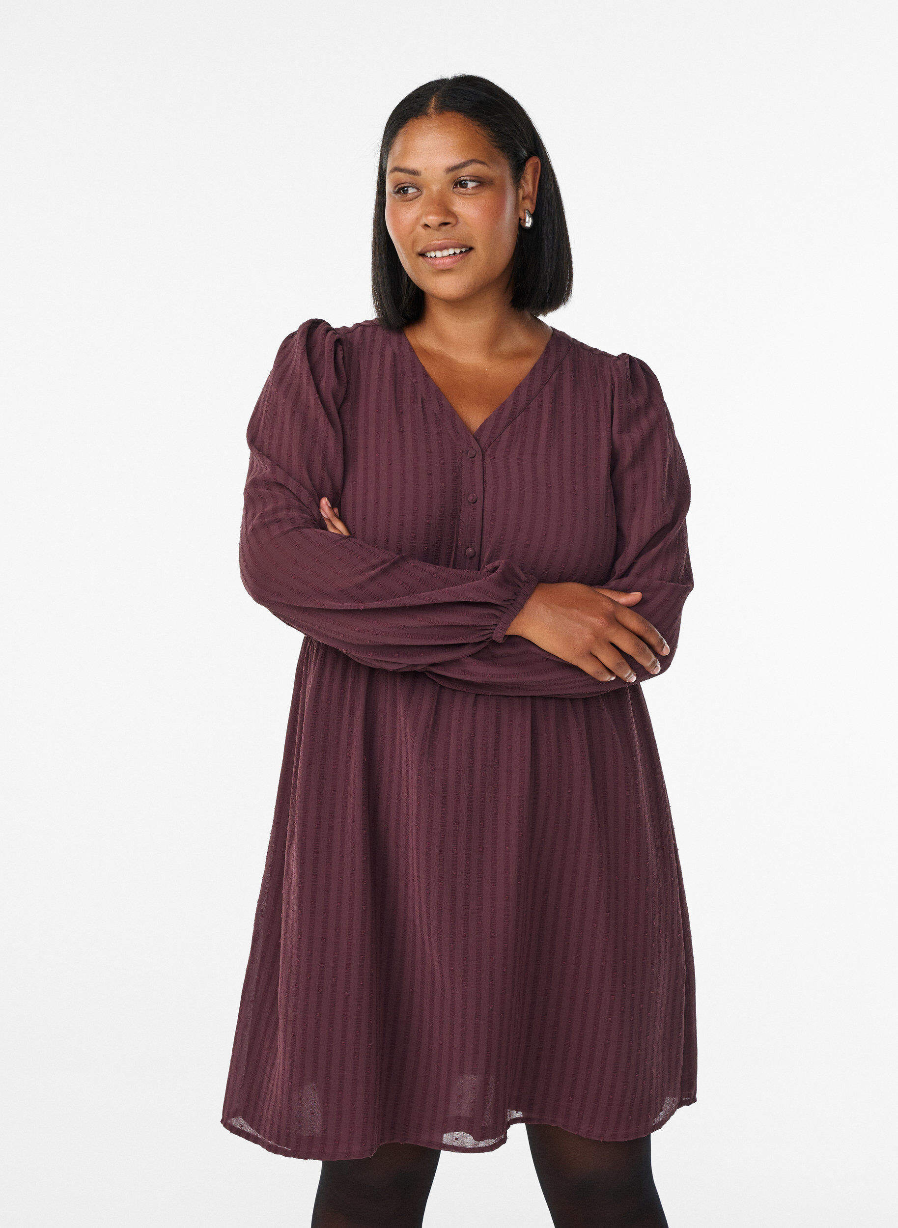 Short dress with tonal stripes and textured spots, Dark Bordeaux, Model