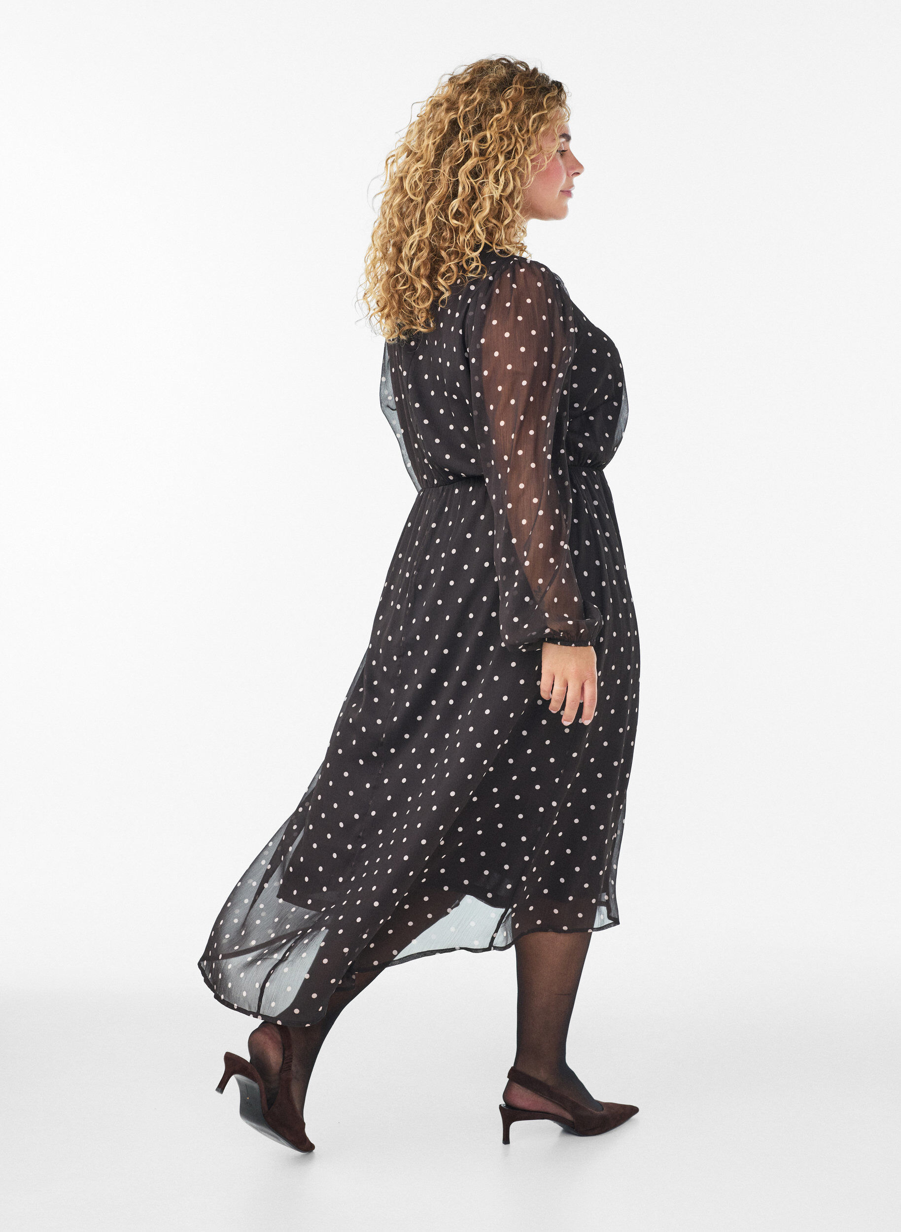 ZizzifashionChiffon dress with polka dots and long sleeves, Brown, Model image number 1