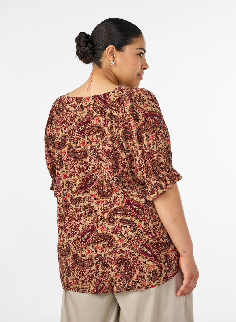 Viscose blouse with paisley print and a square neckline, Brown, Model image number 2