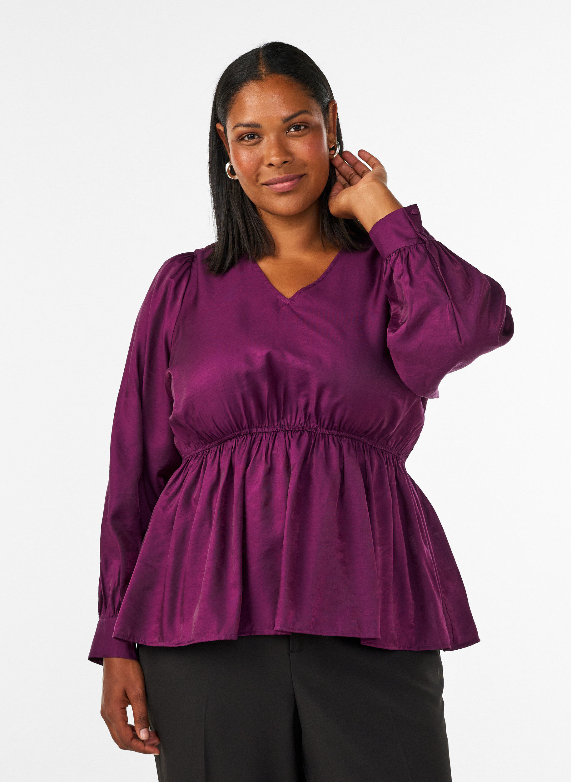 Shiny viscose blouse with peplum effect, Purple, Model