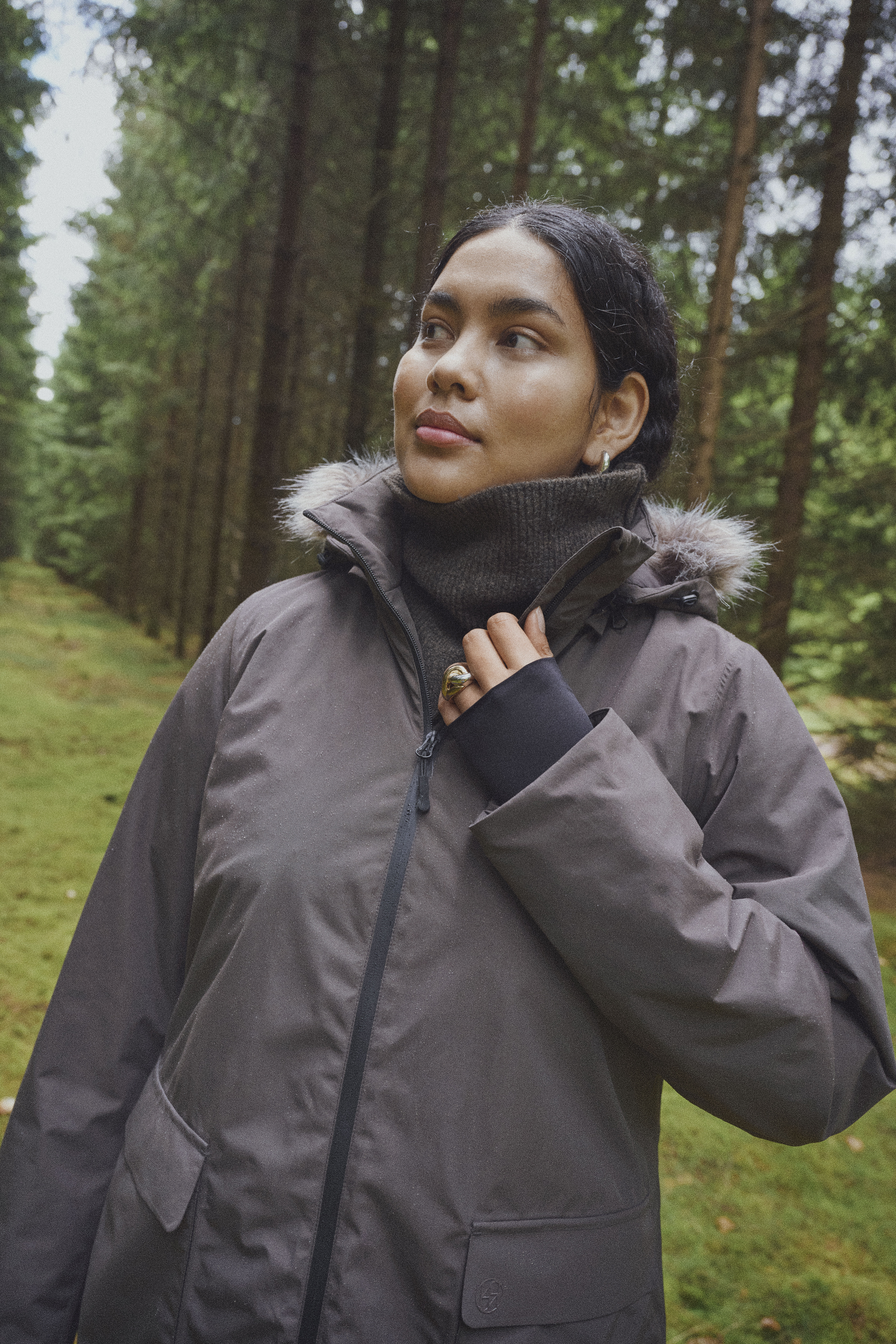 Natural warm winter style, , Model