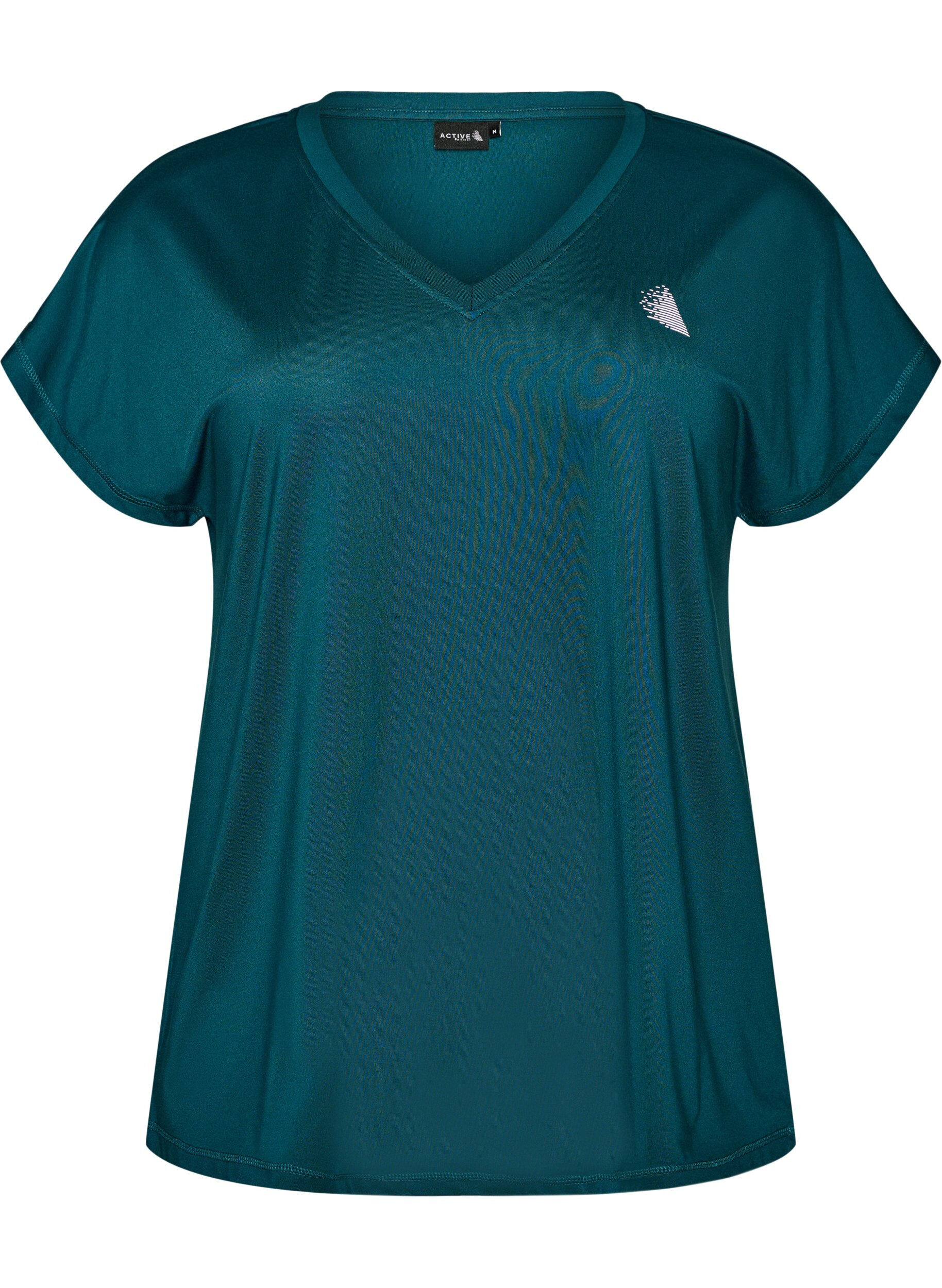 Loose training t-shirt with v-neck