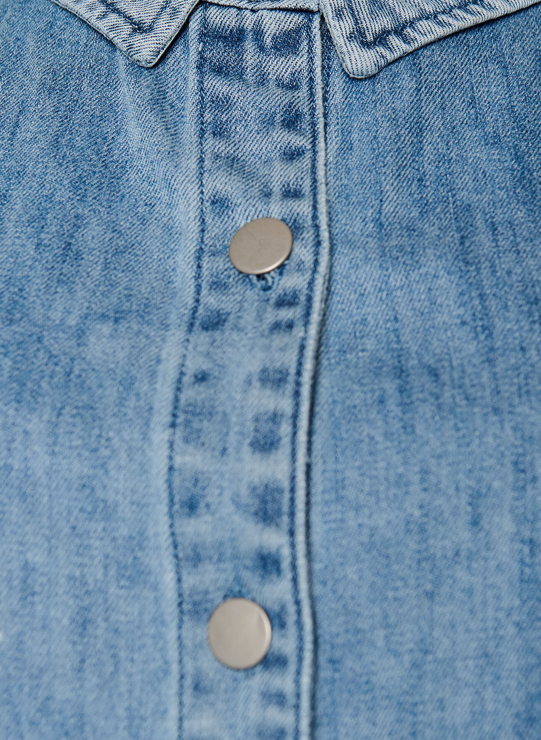 Zizzifashion Denim shirt with floral print and short sleeves, Light Blue, Packshot image number 2