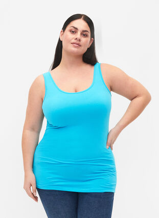 Solid color basic top in cotton, Blue Atoll, Model image number 0