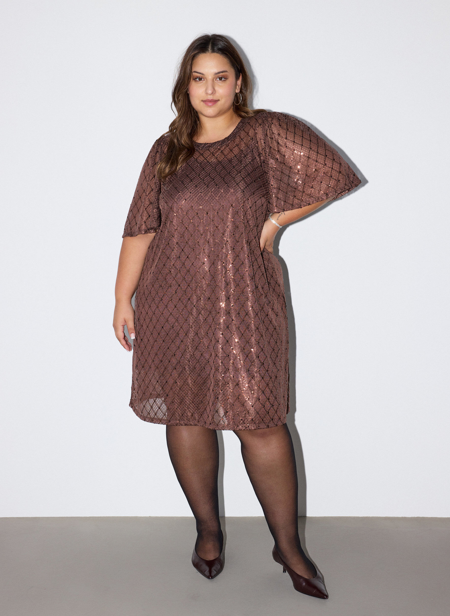 ZizzifashionShort sequin dress with a diamond pattern, Brown, Model image number 1