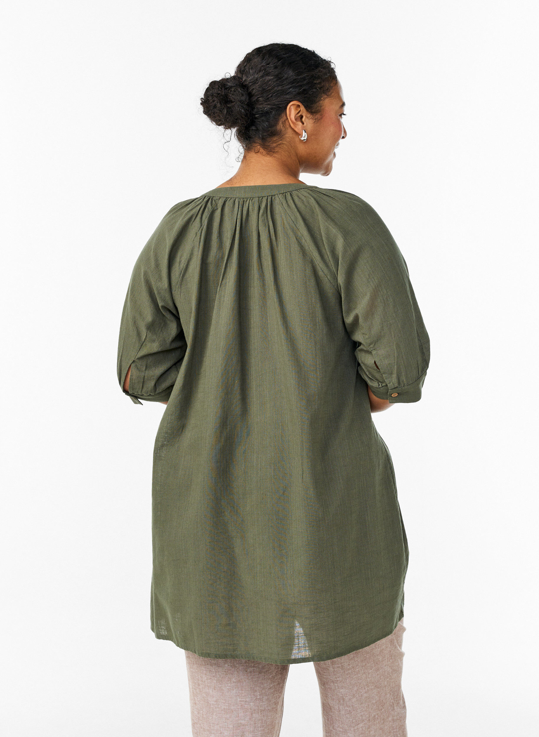 Zizzifashion Cotton tunic with a V-neck, Green, Model image number 2