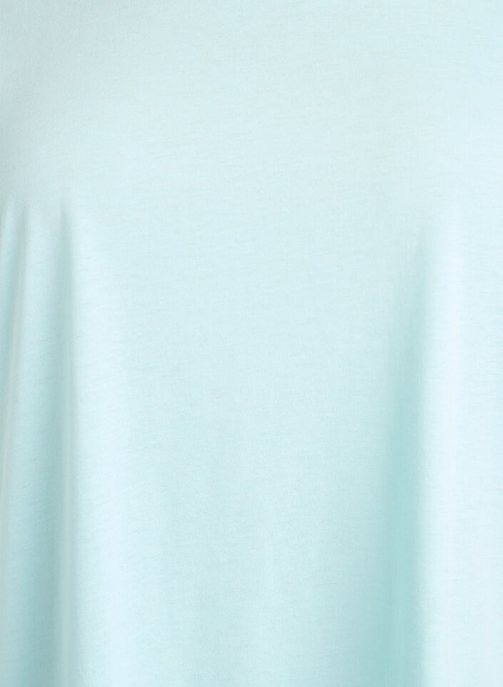 Short-sleeved t-shirt in a cotton blend, Turquoise, Packshot image number 2