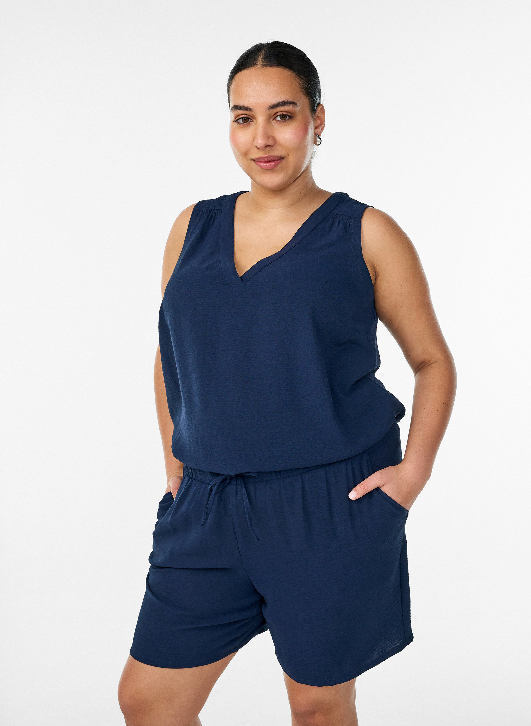 Zizzifashion Shorts with pockets and elastic waistband, Blue, Model image number 0