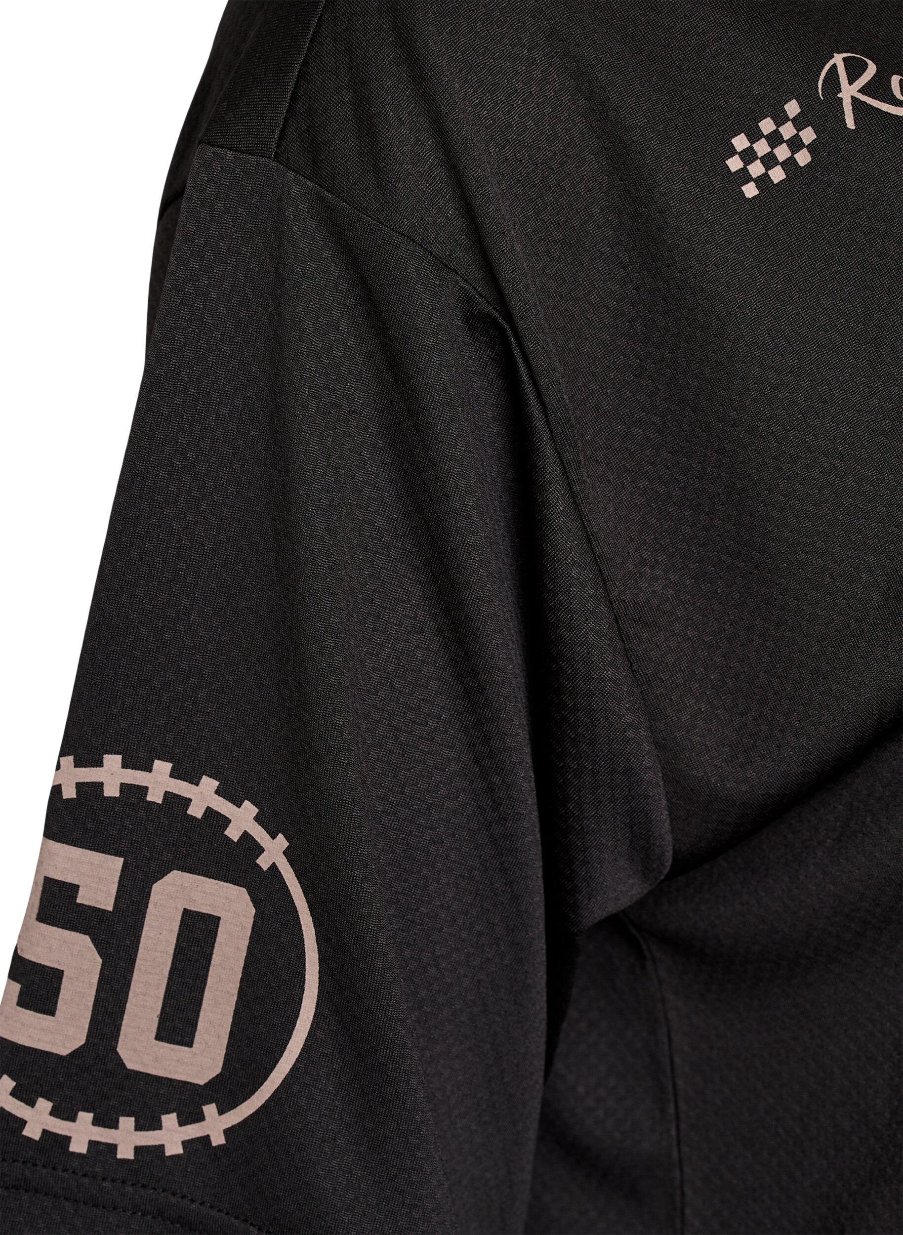 Zizzifashion Sporty T-shirt with V-neck and racing print, Black, Packshot image number 3