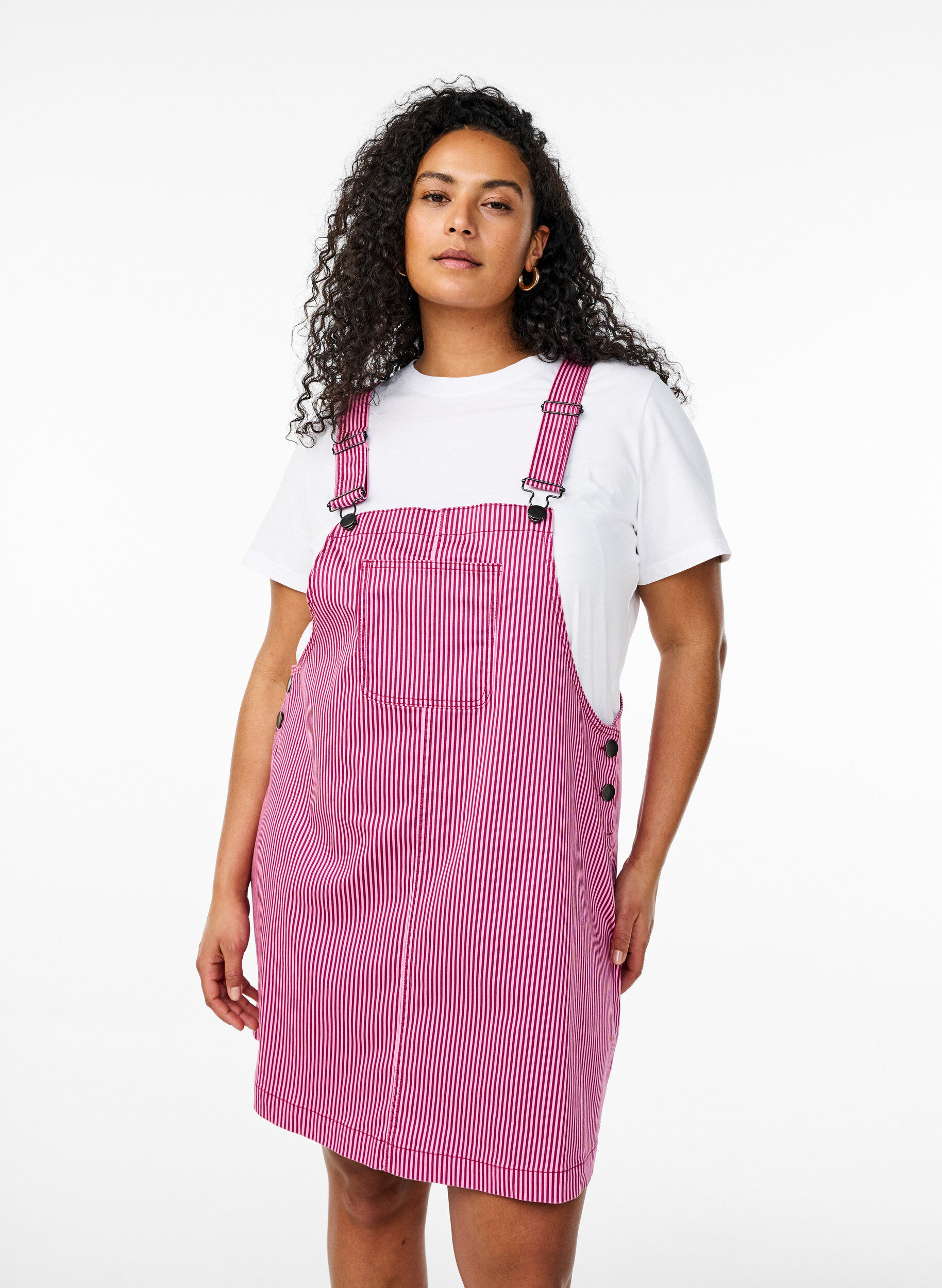 Zizzifashion Short dungaree dress with stripes, Red Stripe, Model image number 0