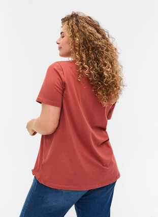 Basic t-shirt with v-neck, Marsala, Model image number 1