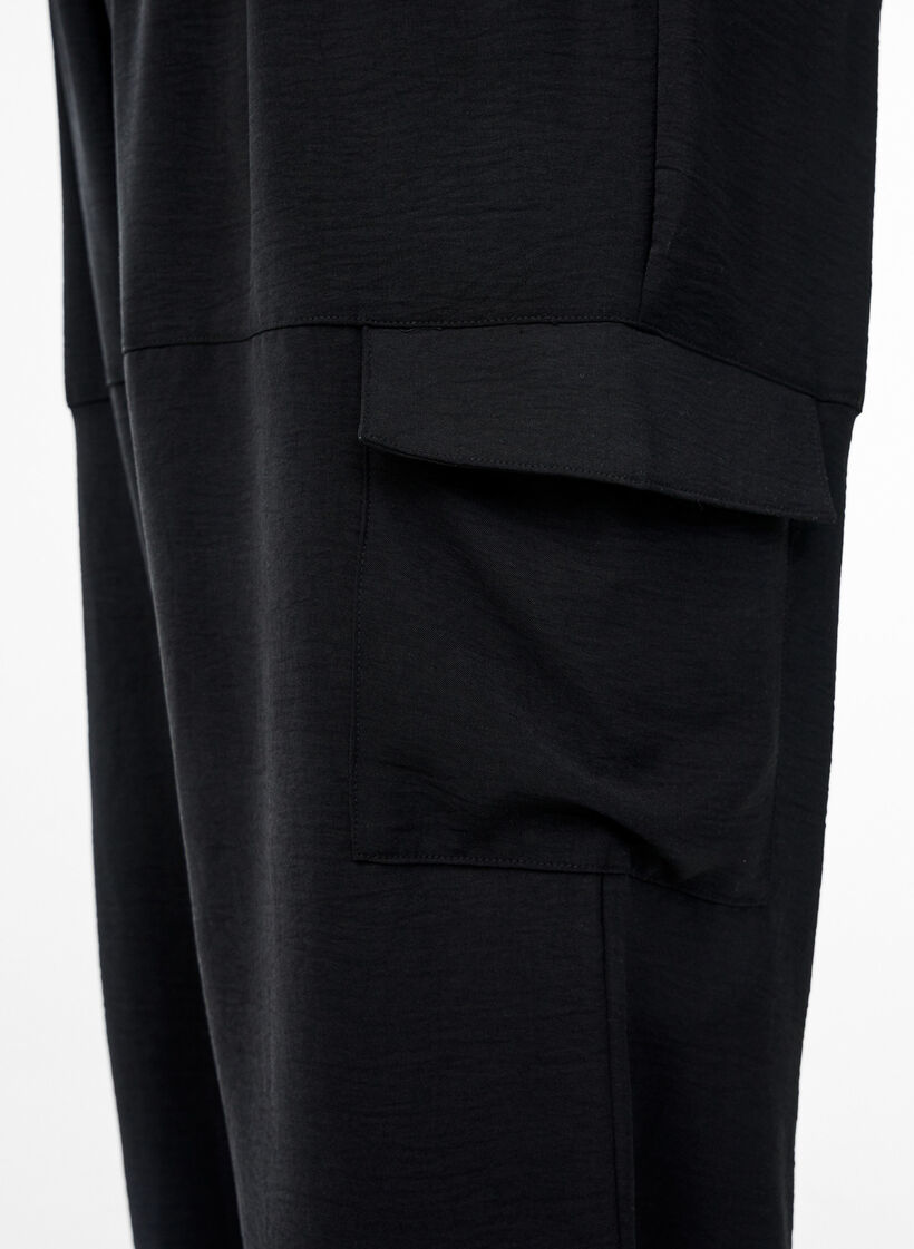 Harem trousers with cargo pockets and elasticated waist, Black, Model image number 2