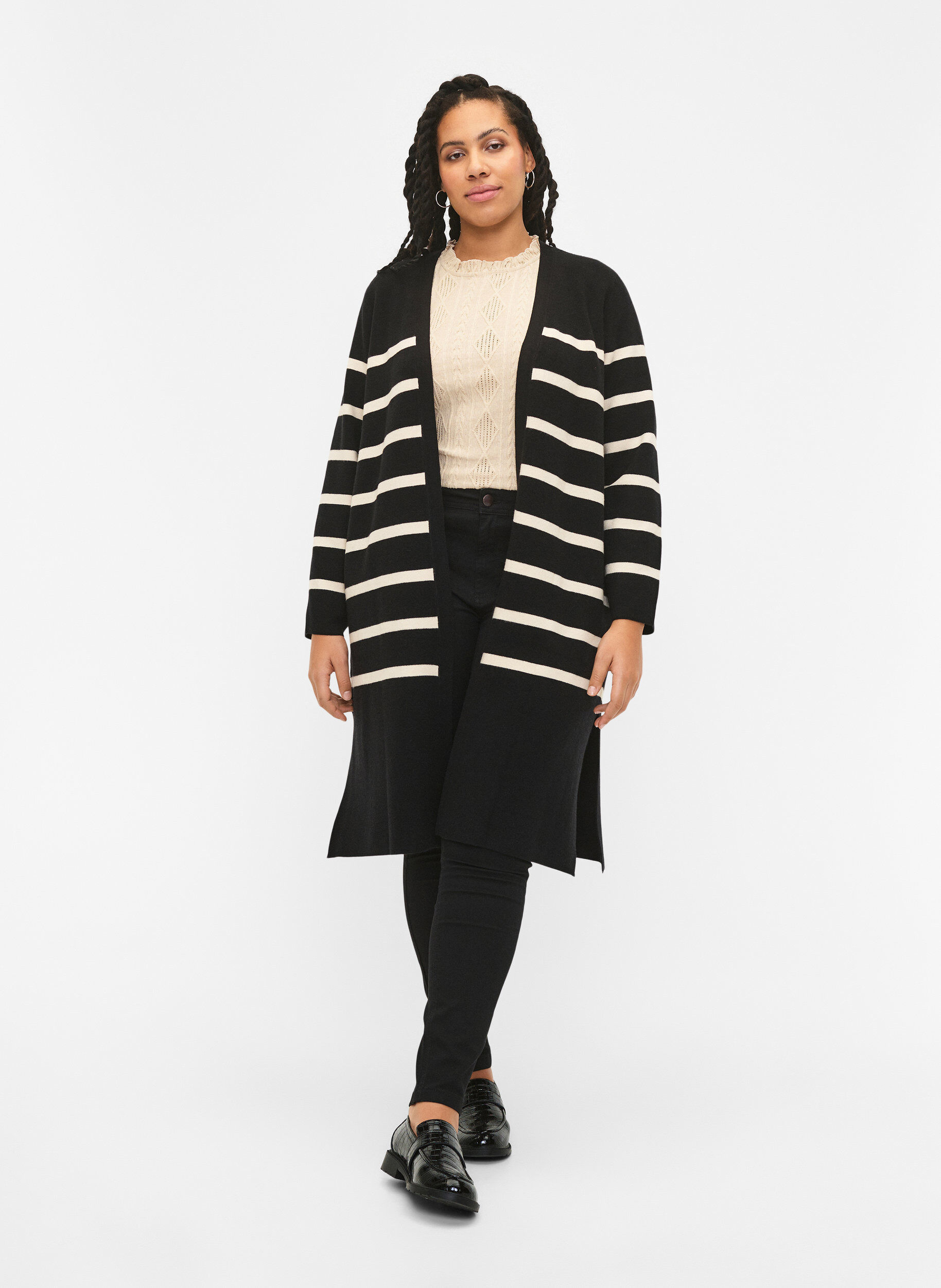 Zizzifashion Striped knit cardigan in viscose blend, Black w. Birch, Model image number 2