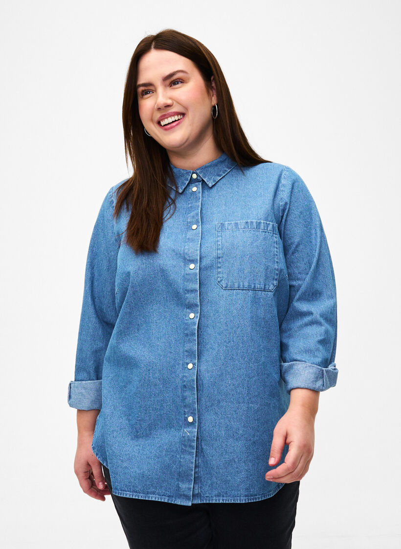 Long sleeve denim shirt with chest pocket, Light Blue Denim, Model image number 0