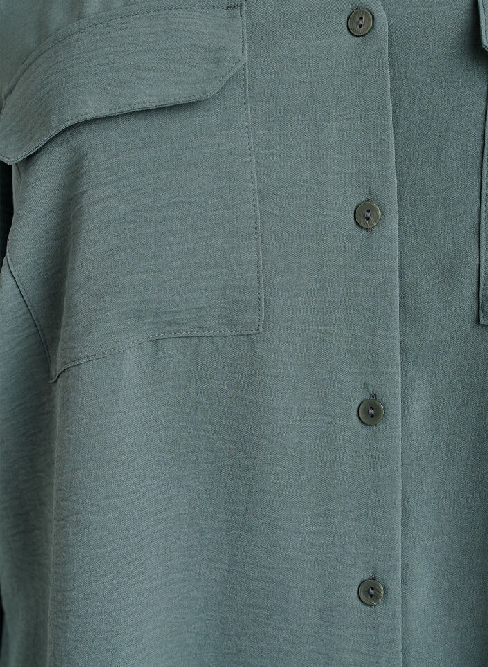 Shirt with chest pockets and 3/4 sleeves, Green, Packshot image number 2