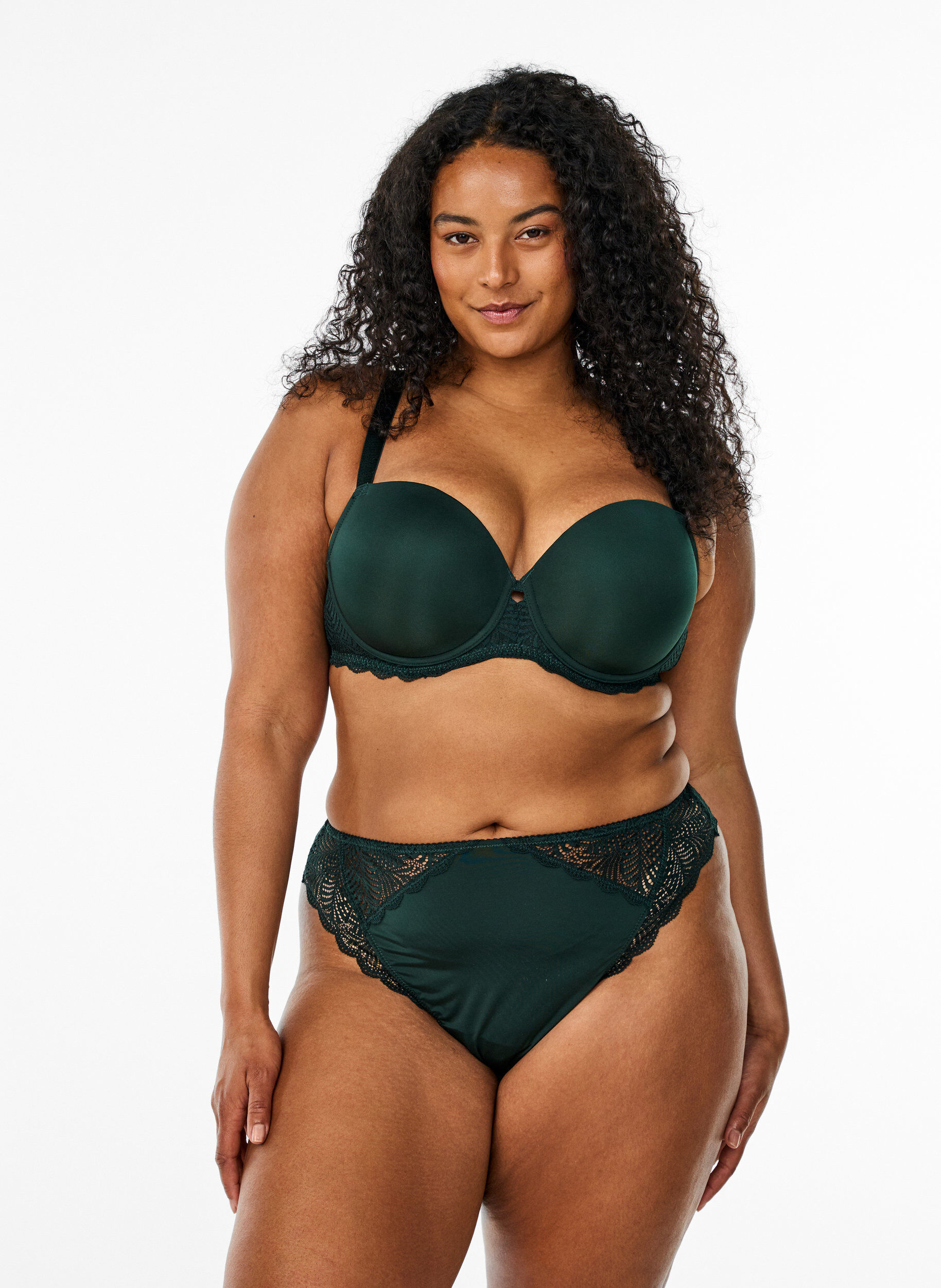 Zizzifashion Bra with moulded cups and lace, Green, Model image number 1