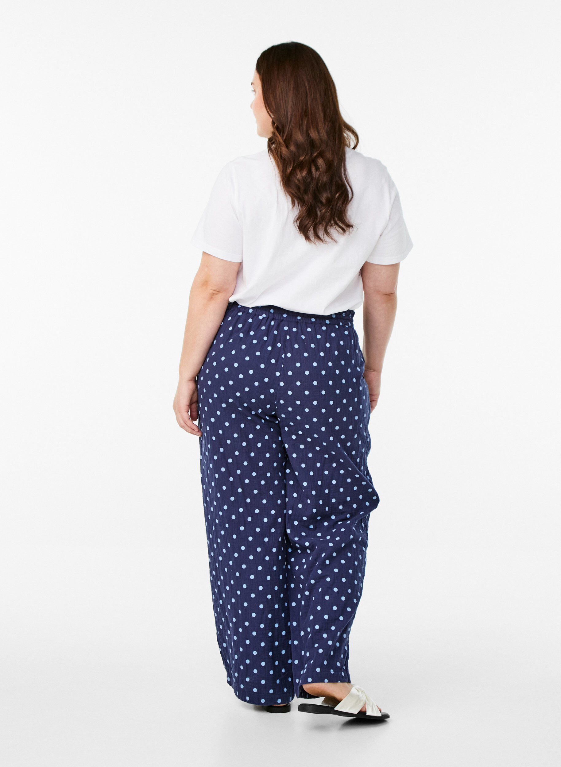 Zizzifashion Loose trousers in patterned cotton muslin, Blue, Model image number 1