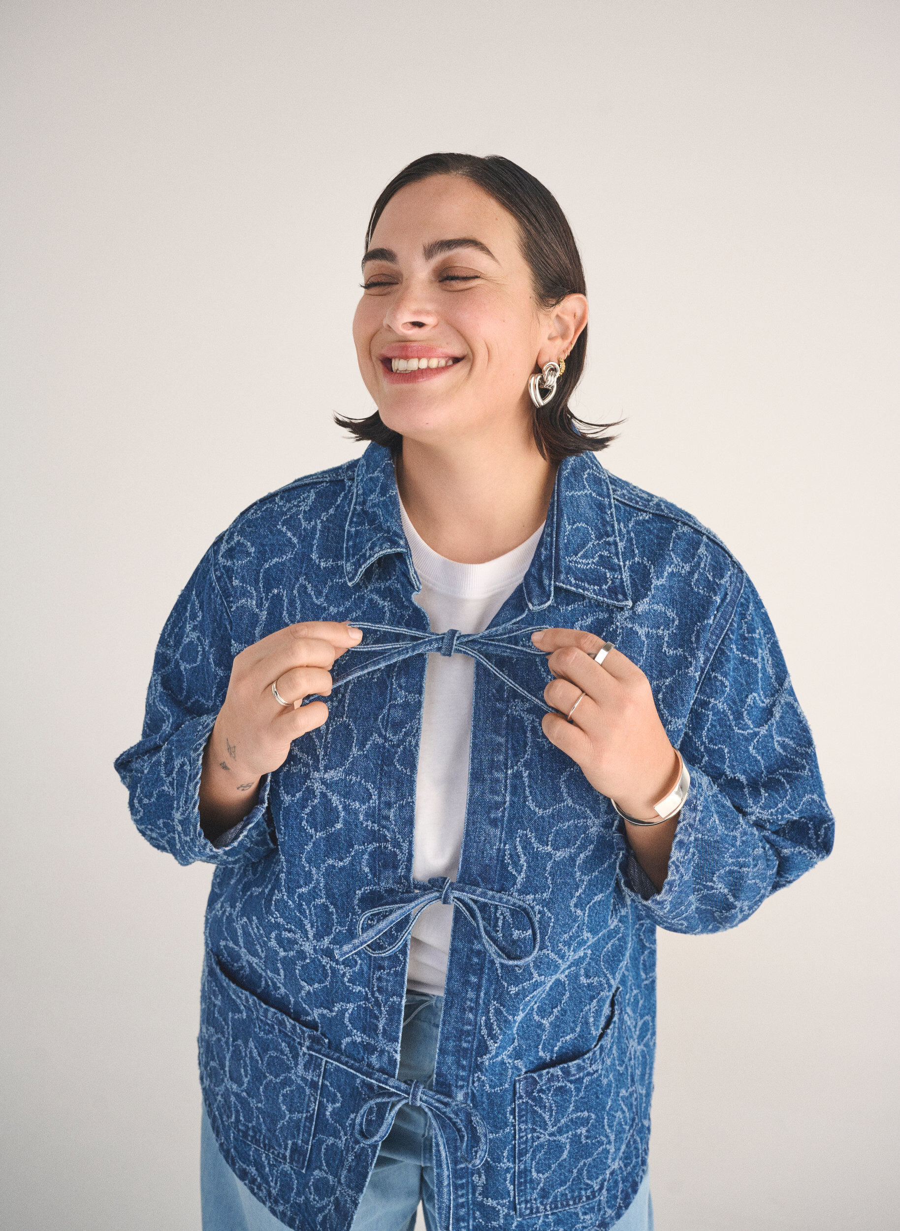 Zizzifashion Denim jacket with tie fastening and pockets, Blue Denim Destroy, Image image number 0