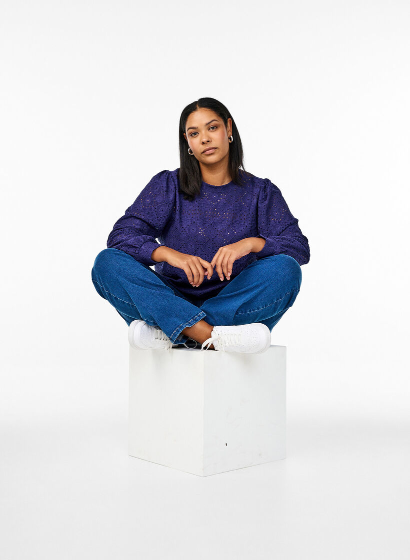 Long-sleeved blouse with an openwork pattern, Purple, Image image number 0