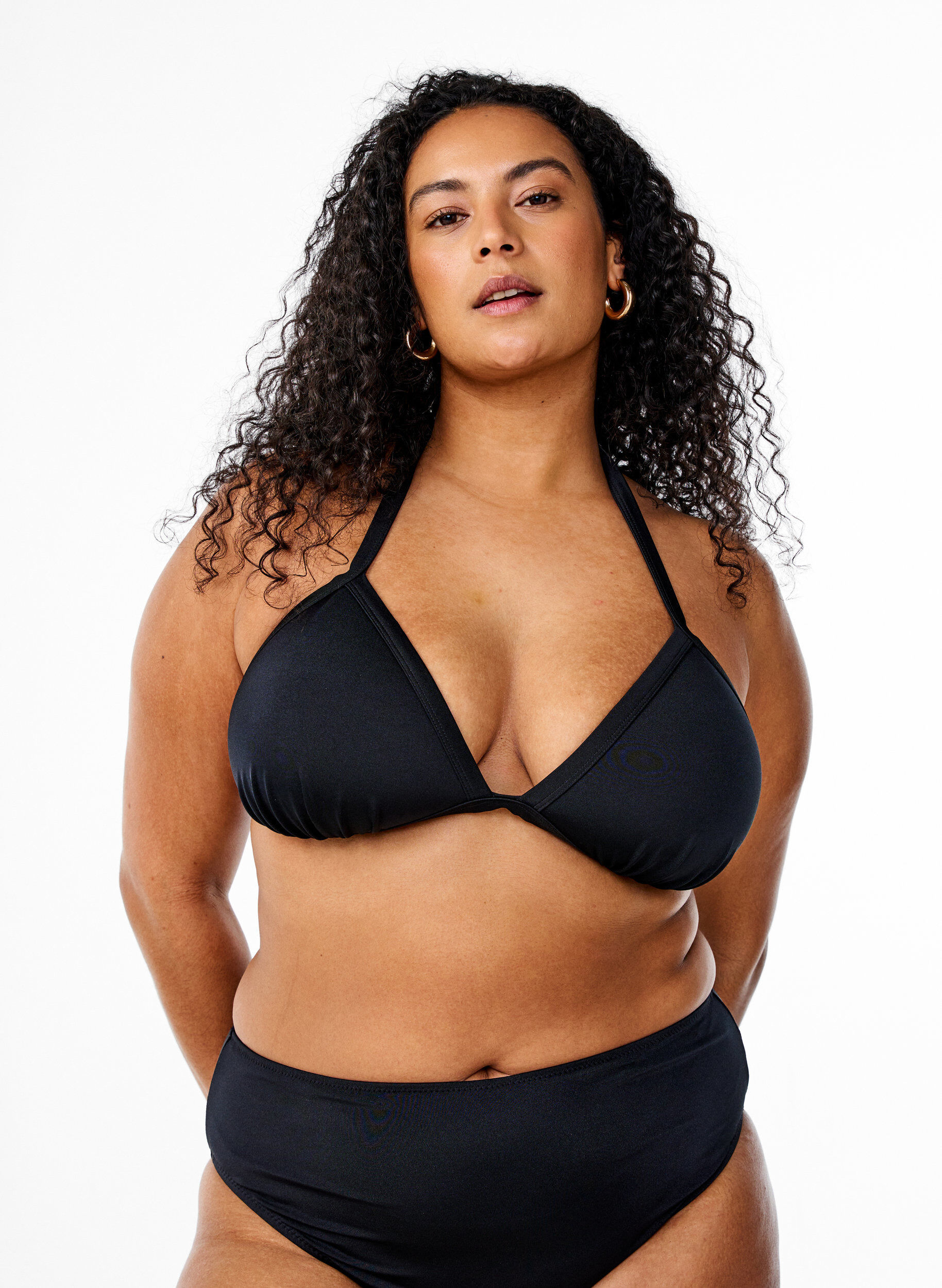 Solid coloured triangle bikini top, Black, Model