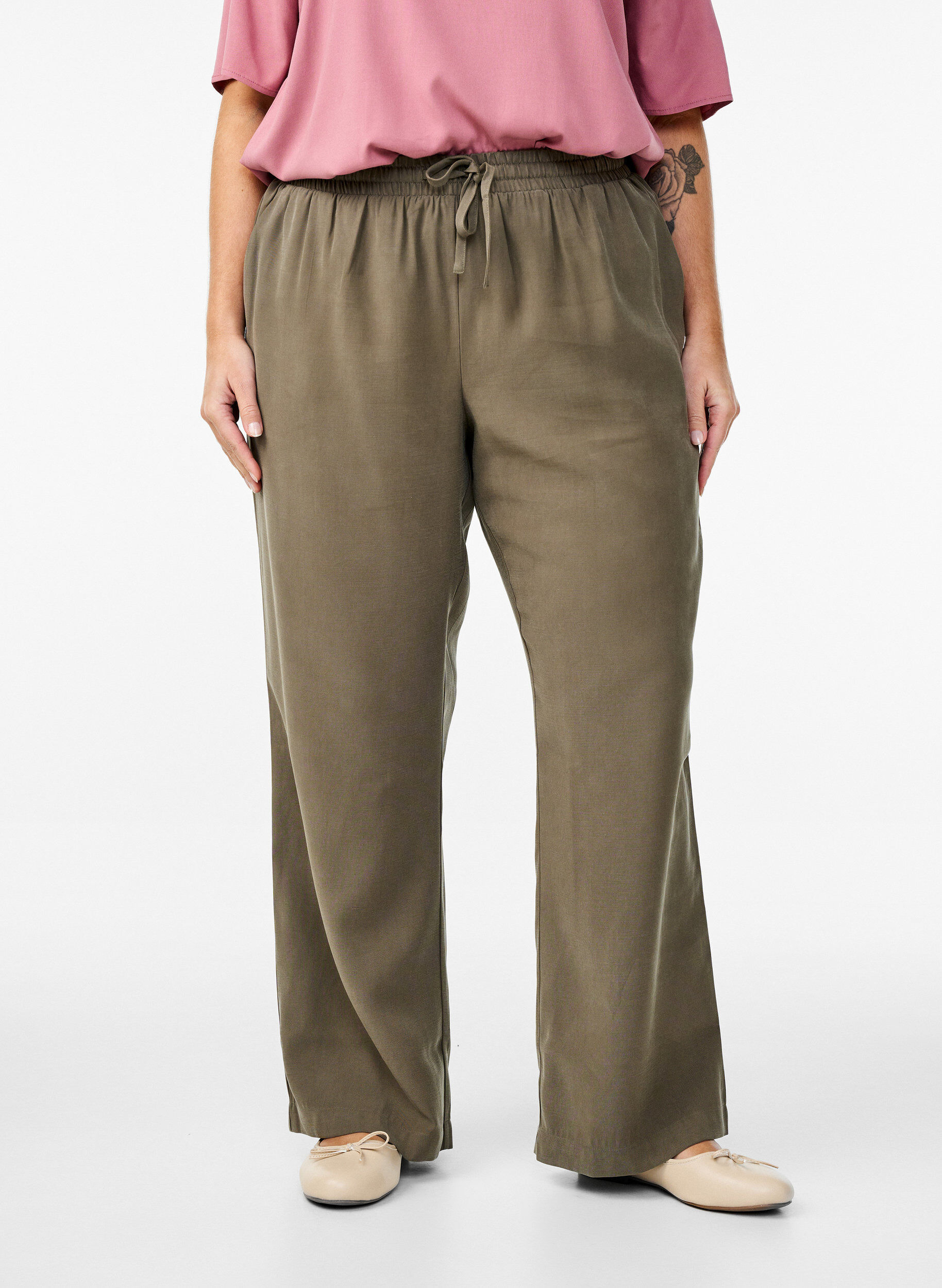 Zizzifashion FLASH - Viscose trousers with elasticated waistband, Green, Model image number 2