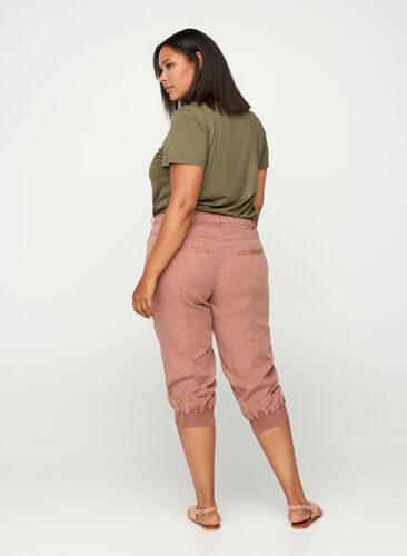 3/4 length lyocell trousers, Clover, Model image number 1