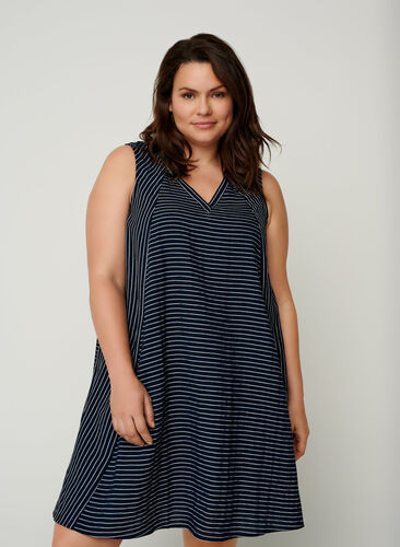 Short striped dress with pockets, Night Sky, Model image number 0