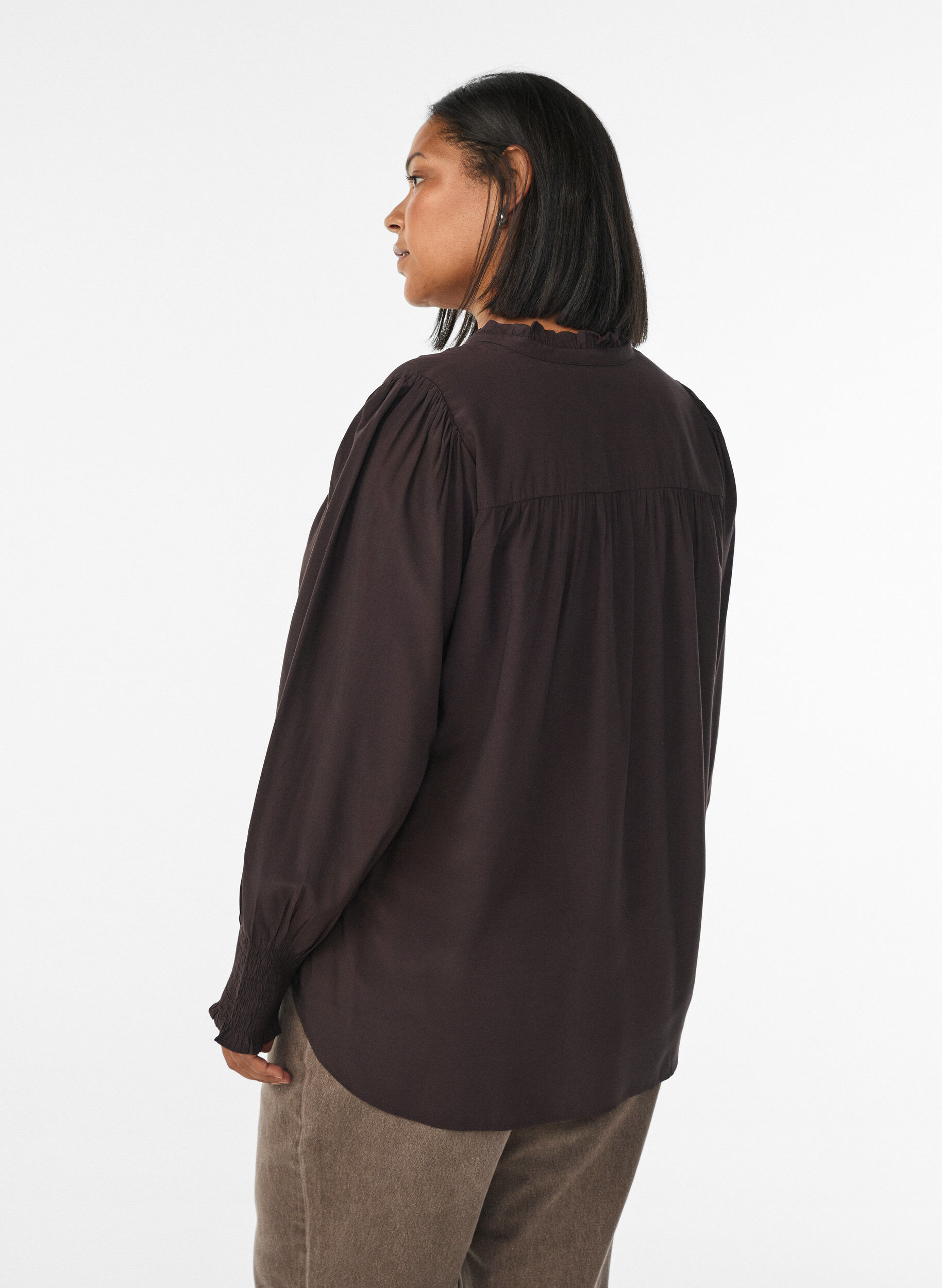 Zizzifashion Blouse with ruffle collar and ruching, Brown, Model image number 2