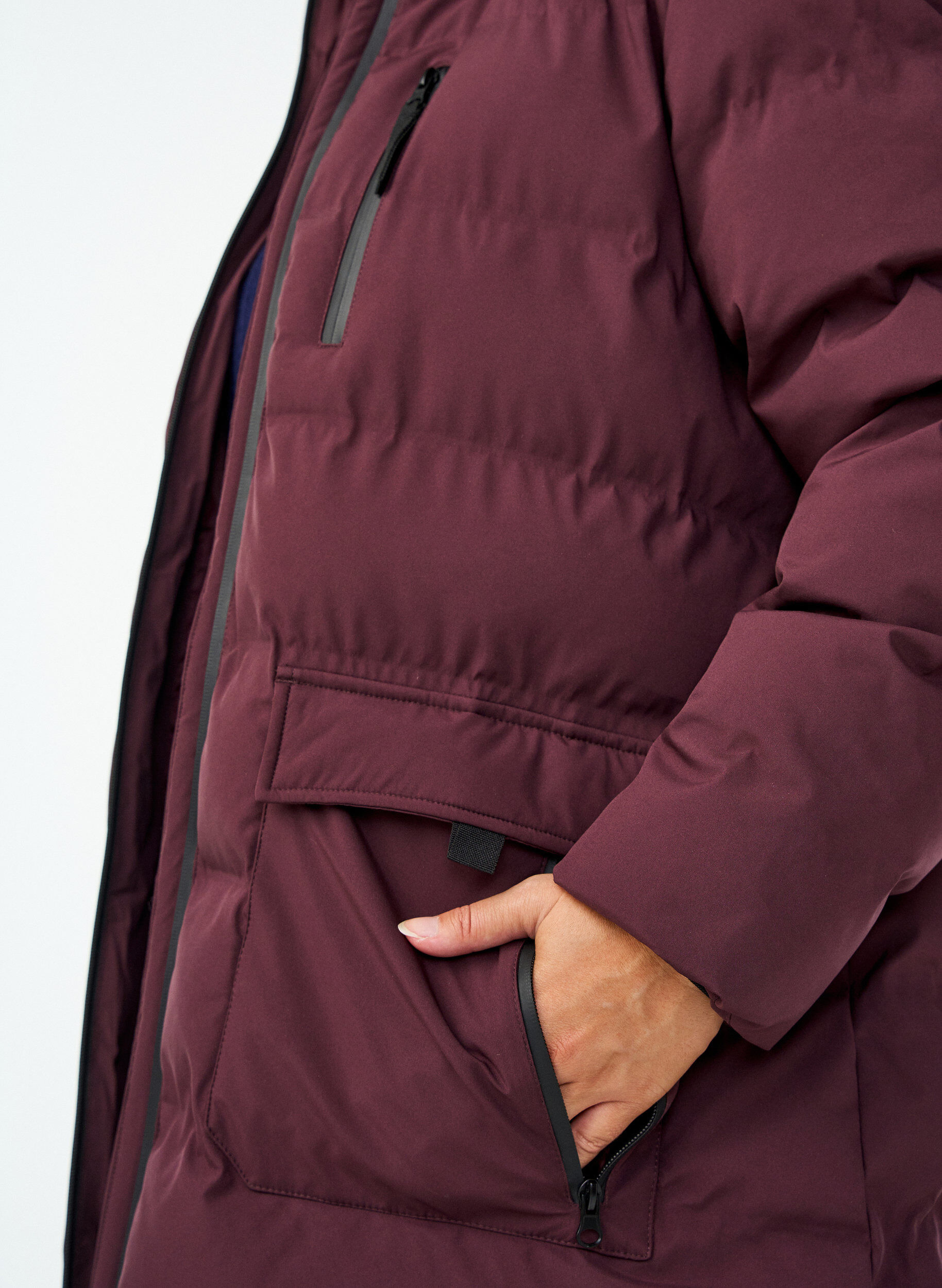 ZizzifashionPuffer coat with hood and pockets, Dark Bordeaux, Model image number 3