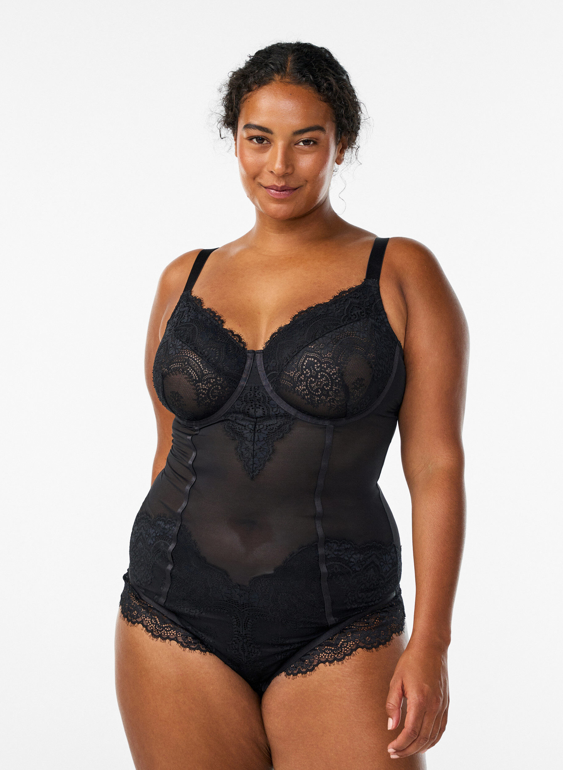 Mesh bodysuit with lace and underwire, Black, Model