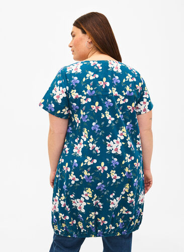 Short-sleeved cotton dress with floral print, Legion Blue AOP, Model image number 1