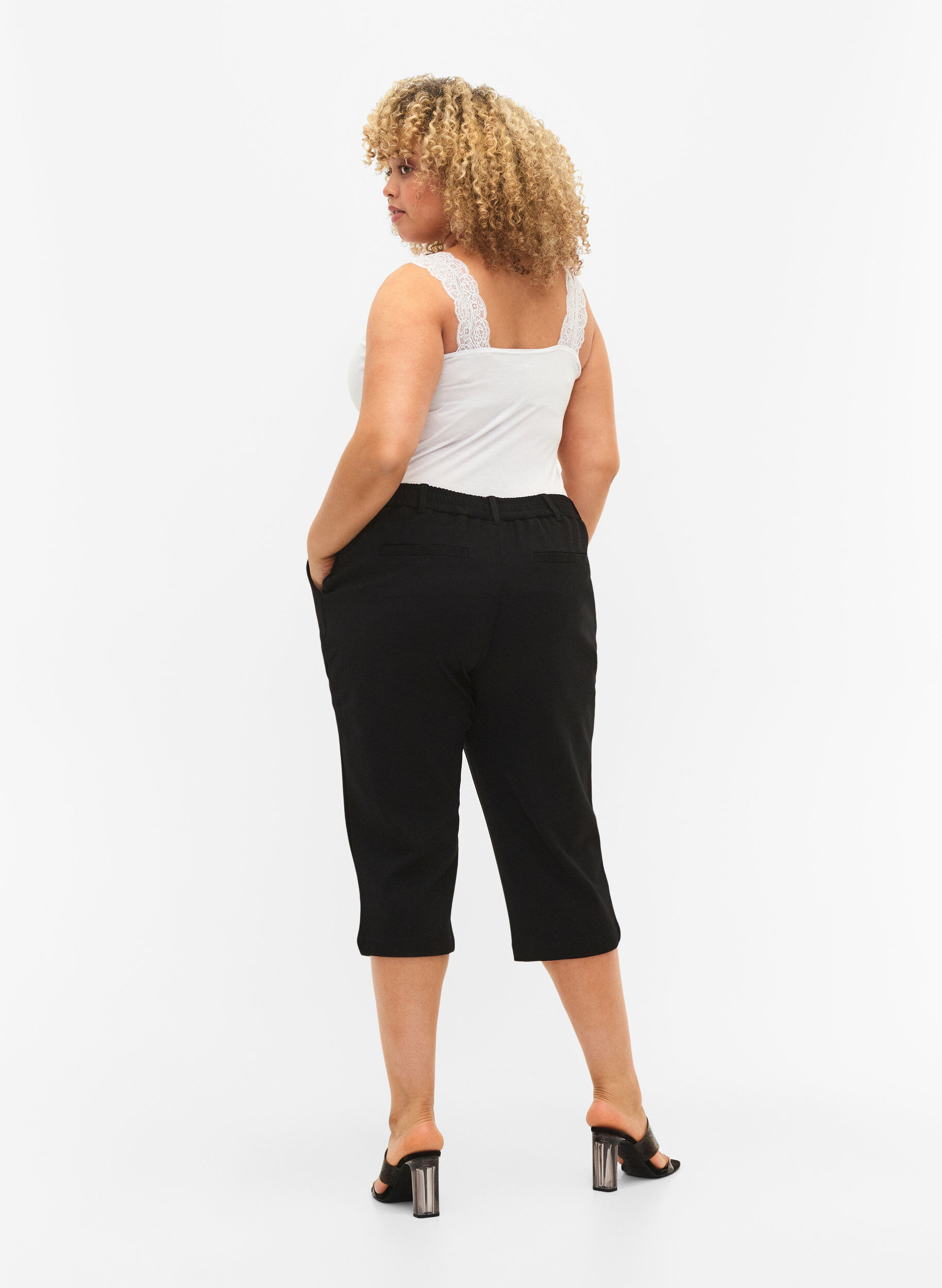 Zizzifashion Capri trousers in viscose mix, Black, Model image number 1