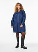 Short denim dress with a V-neck and collar, Blue, Model image number 1