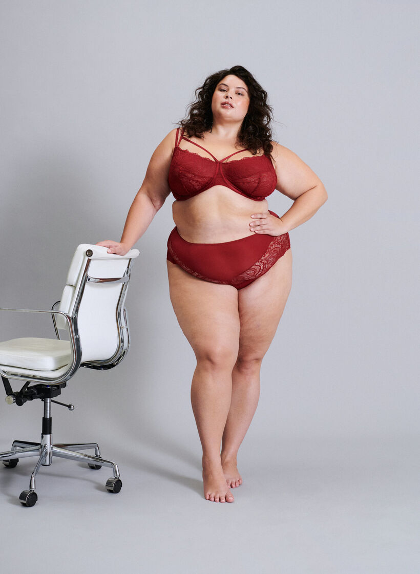 High-waisted hipster thong with lace, Red, Image image number 0