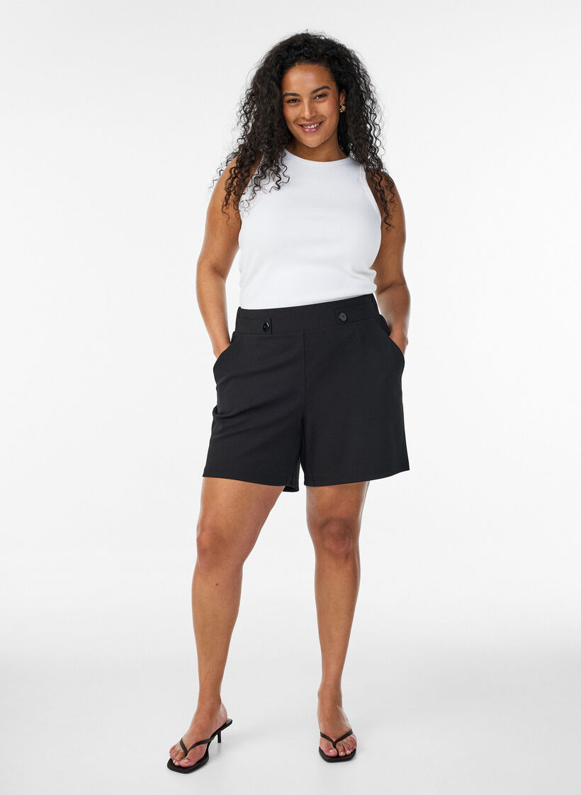 Shorts with pockets and loose fit, Black, Model image number 1