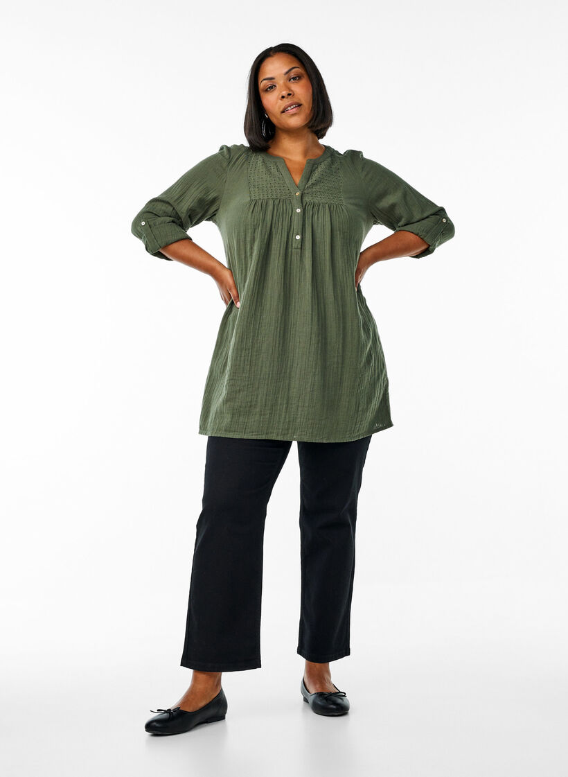 Cotton muslin tunic with broderie anglaise, Green, Model image number 1