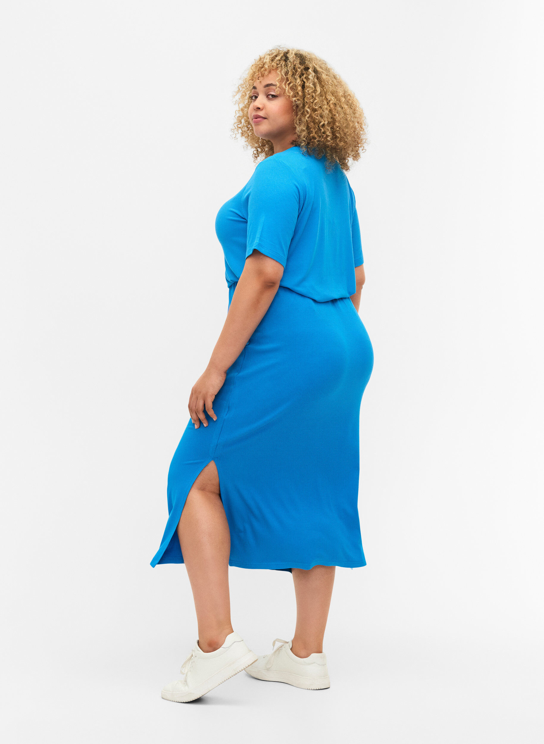 Zizzifashion Tight-fitting viscose midi skirt, Ibiza Blue, Model image number 1