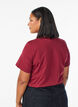 Basic cotton t-shirt with a round neck, Dark Bordeaux, Model image number 2